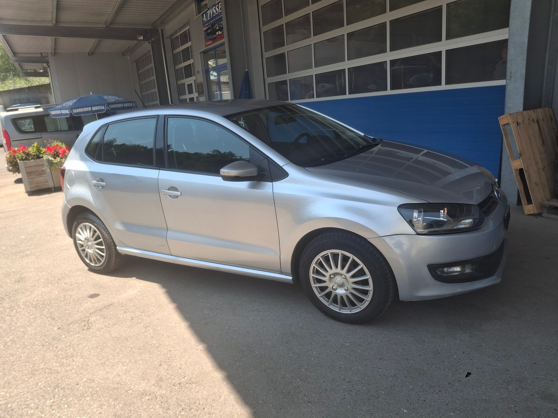 VW Polo 1.4 16V Trendline-image-1