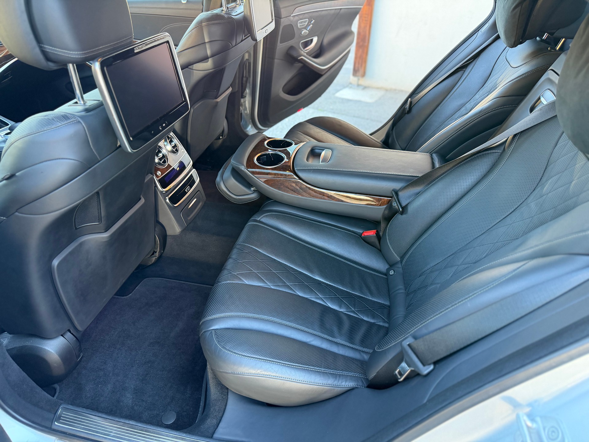 MERCEDES-BENZ S 500 L 7G-Tronic-image-17