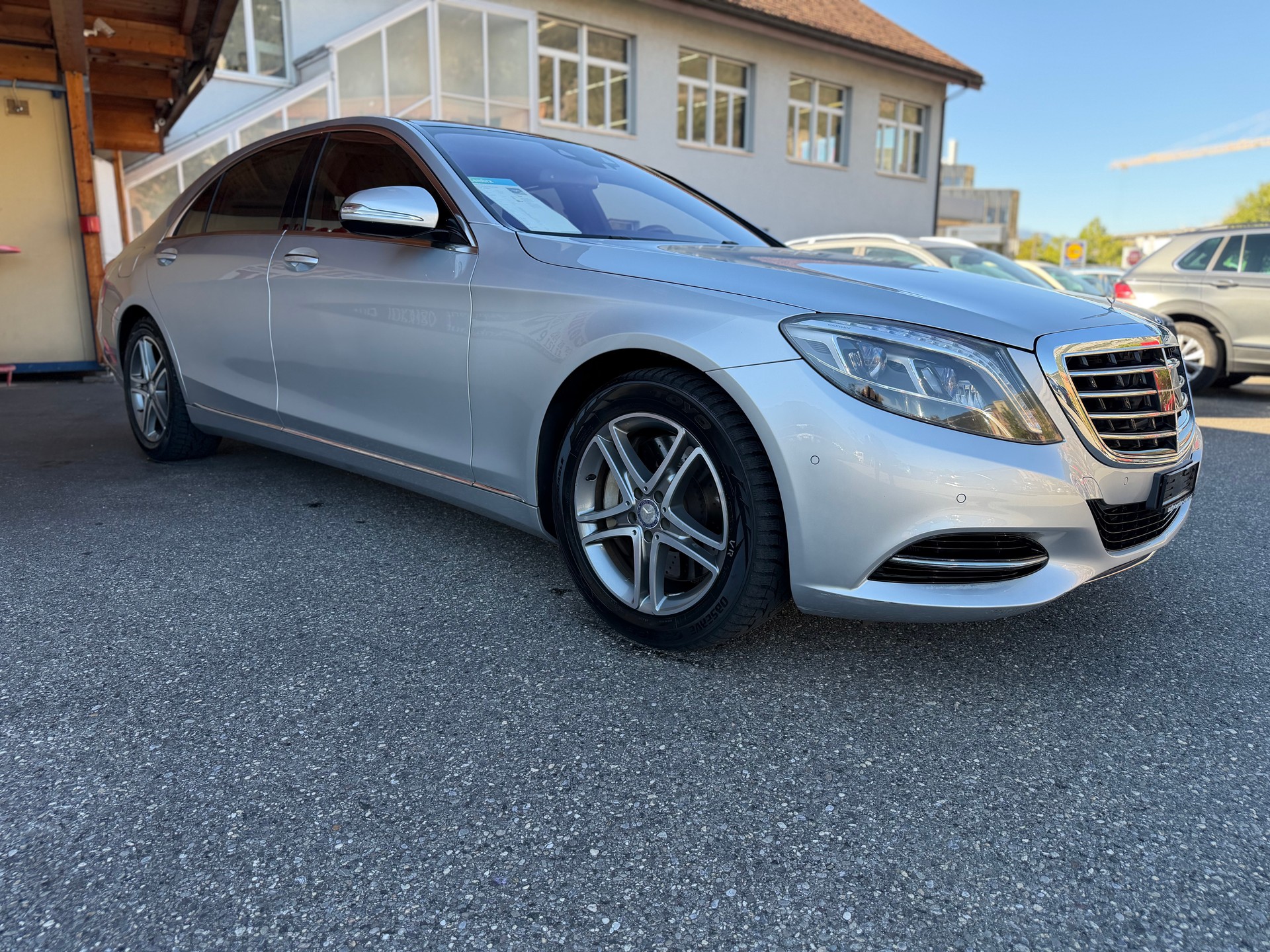 MERCEDES-BENZ S 500 L 7G-Tronic-showroom-element-2