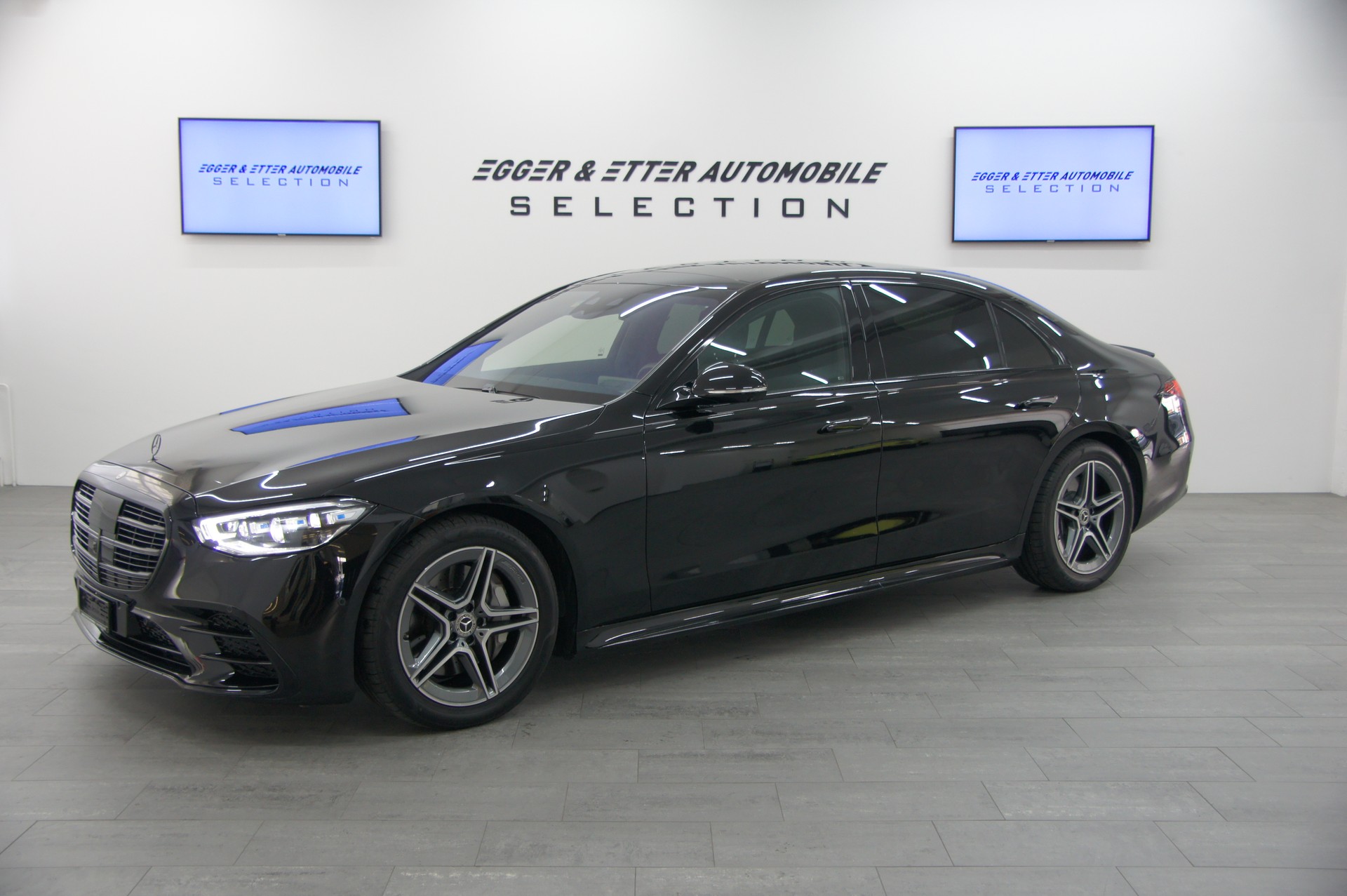 MERCEDES-BENZ S 580 L 4Matic AMG Line 9G-Tronic-showroom-element-1