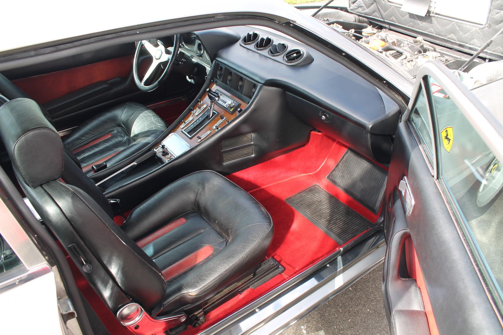 FERRARI 400-image-13