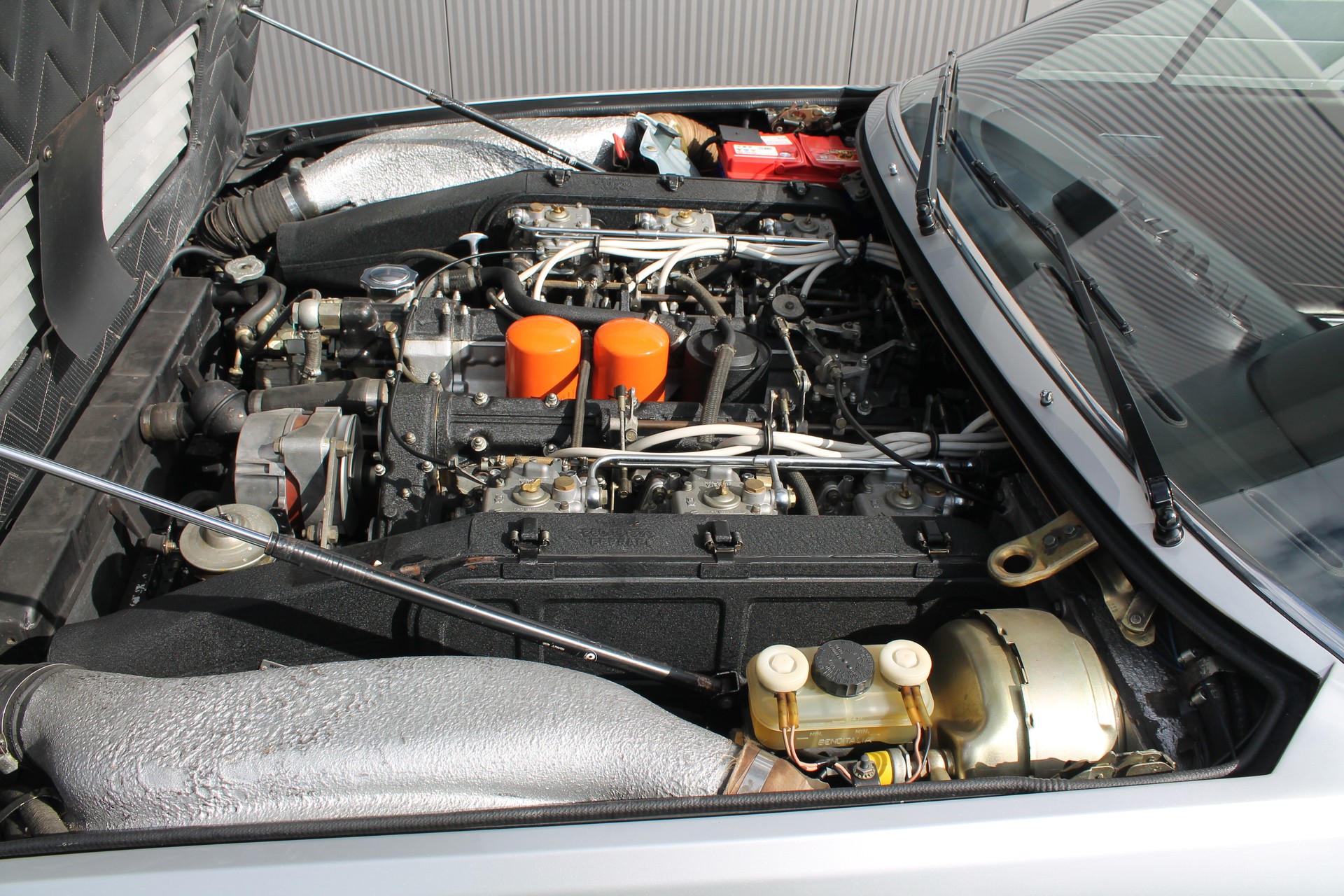 FERRARI 400-image-20