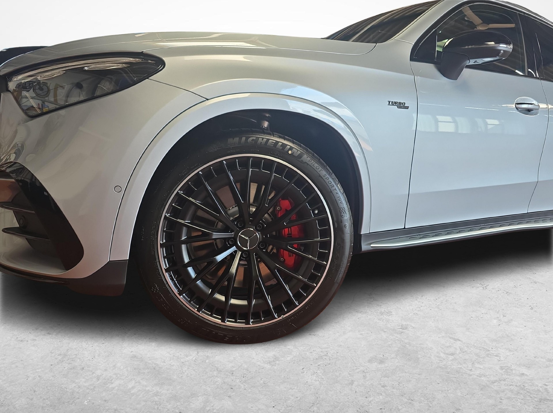 MERCEDES-BENZ AMG GLC 53 4MATIC+-image-11