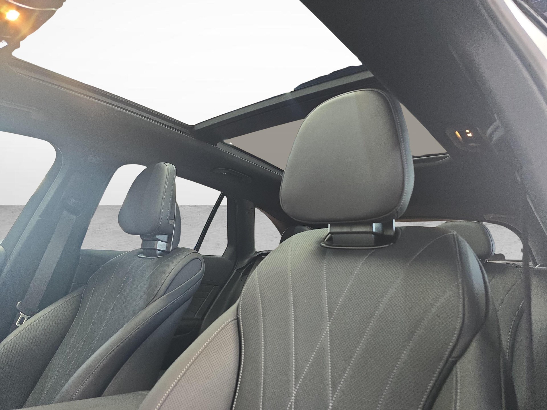MERCEDES-BENZ AMG GLC 53 4MATIC+-image-9