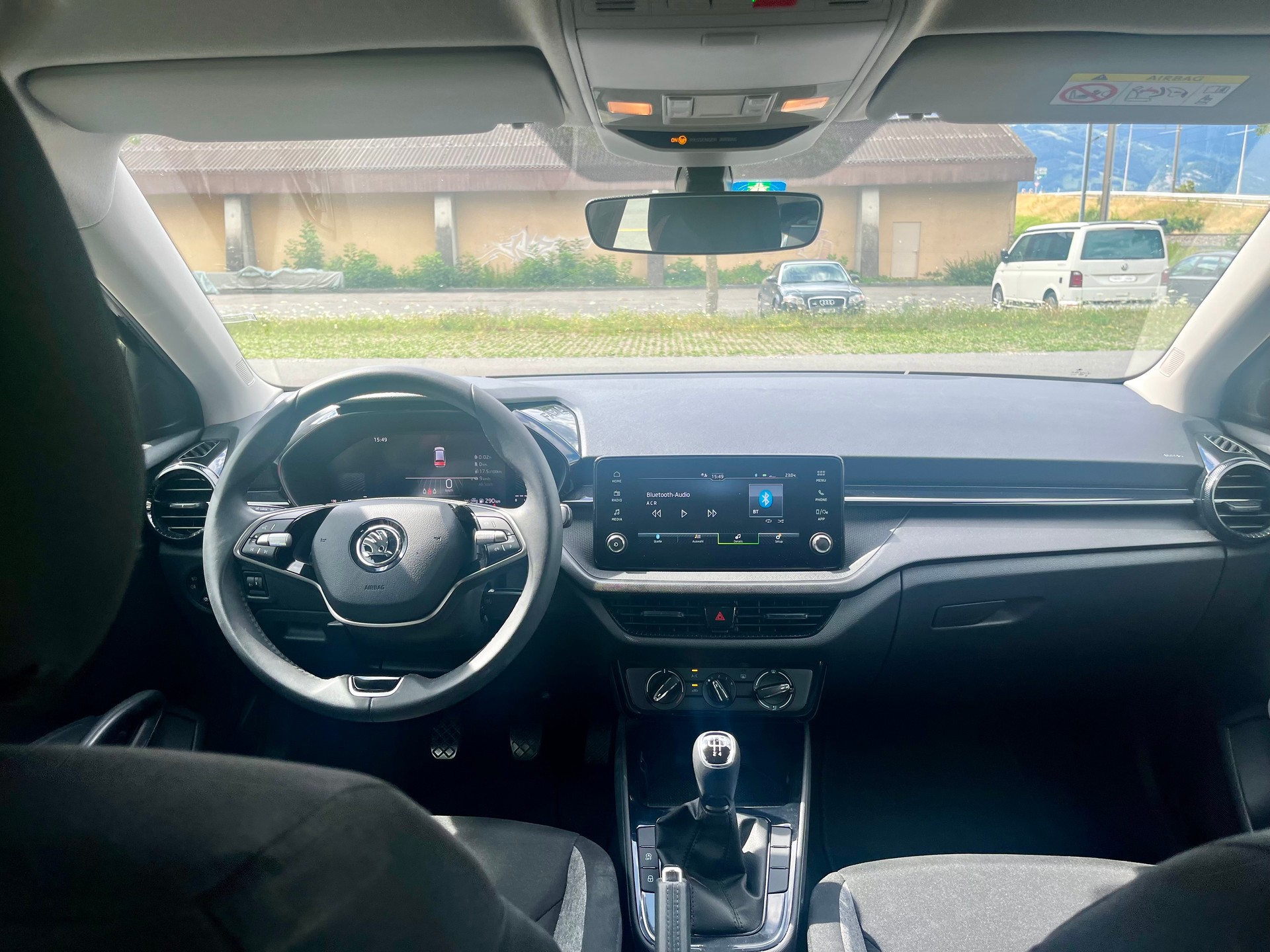 SKODA 1.0 MPI Essence-image-17