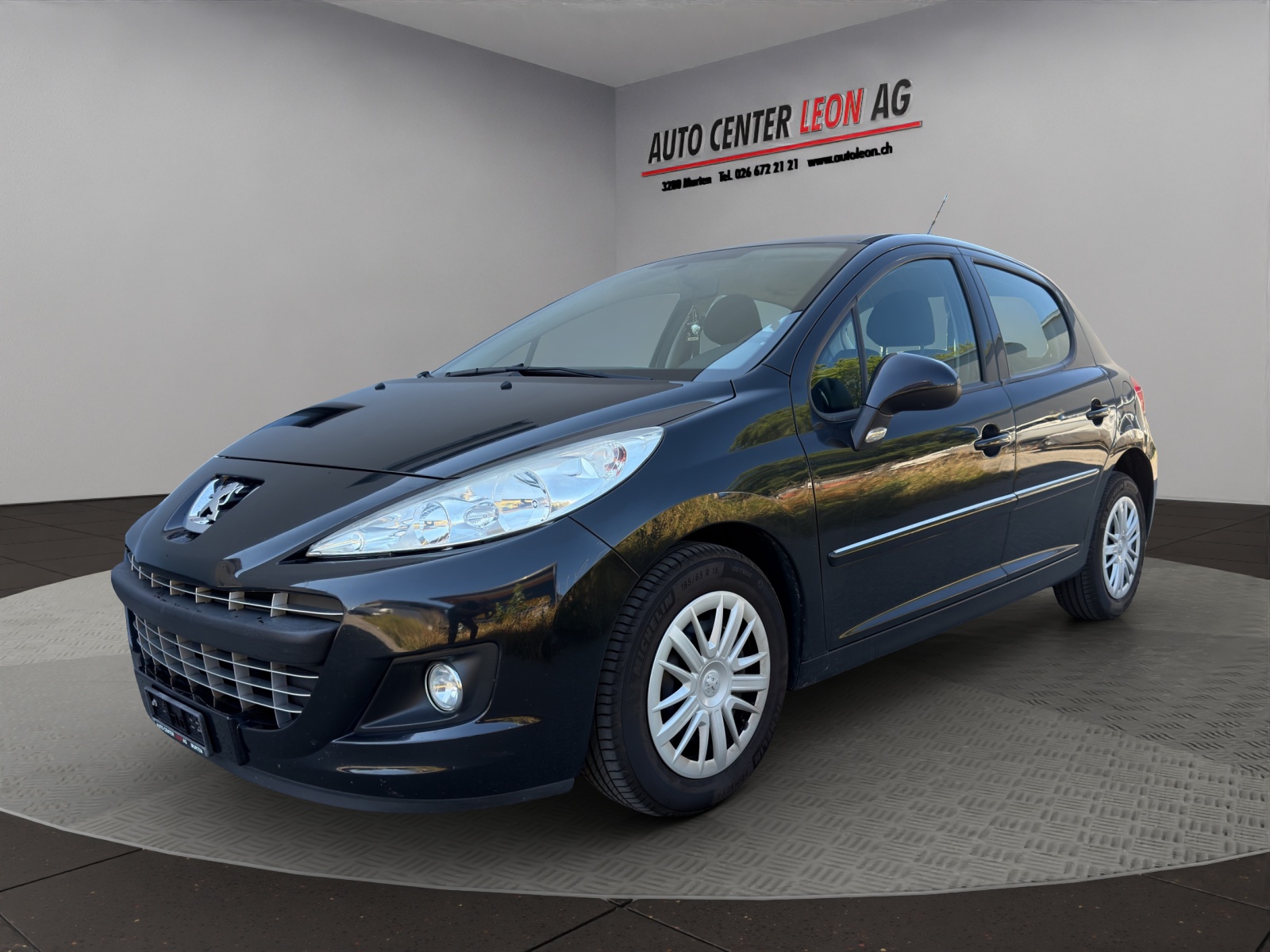 PEUGEOT 207 1.4 16V Allure-showroom-element-1