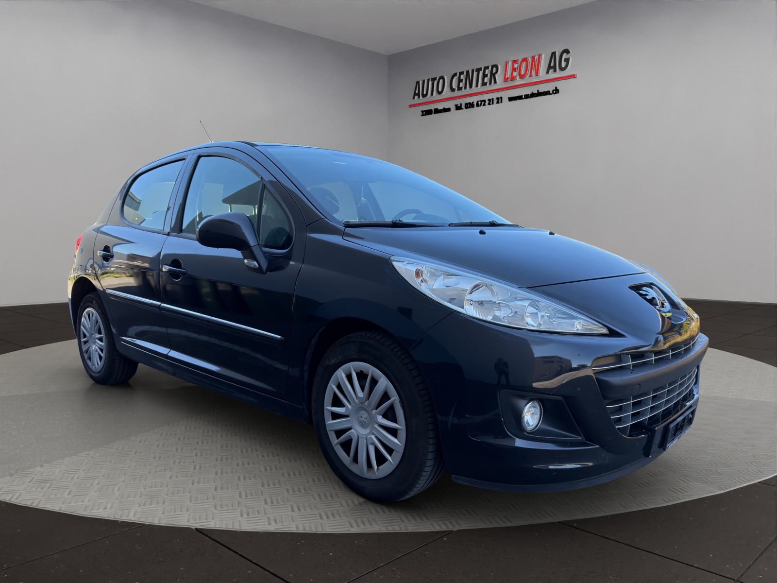 PEUGEOT 207 1.4 16V Allure-image-7