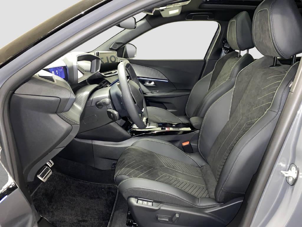 PEUGEOT 2008 e-GT-image-5