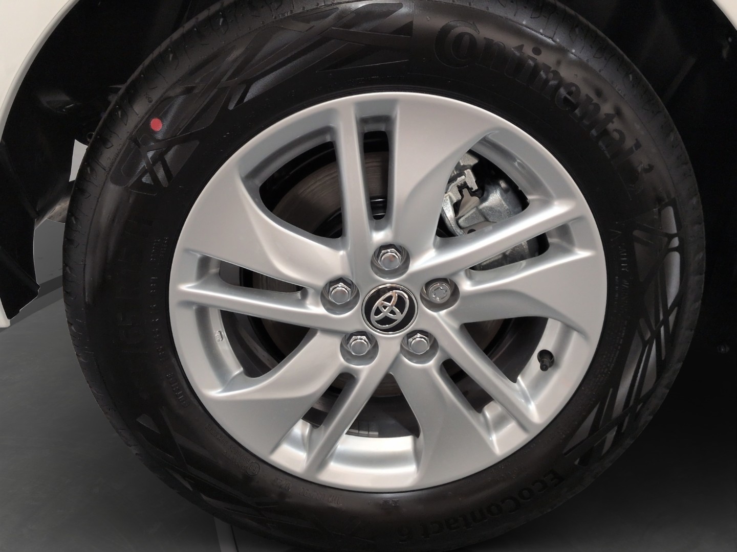 TOYOTA Yaris 1.5 Comfort e-CVT-image-23