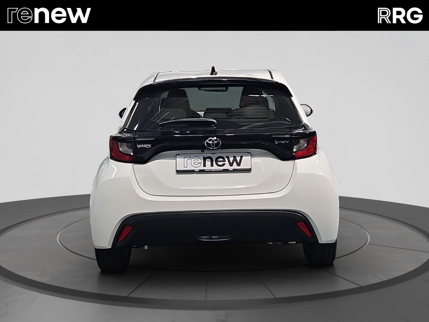 TOYOTA Yaris 1.5 Comfort e-CVT-showroom-element-3