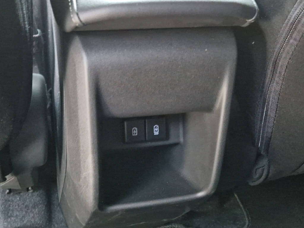TOYOTA Urban Cruiser Trend AWD 48080/000-image-15