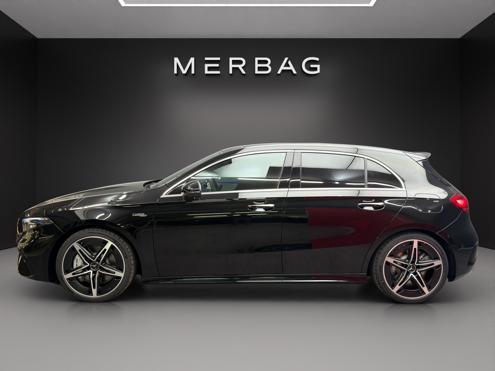 MERCEDES-BENZ AMG A 35 4MATIC Kompaktlimousine-image-2