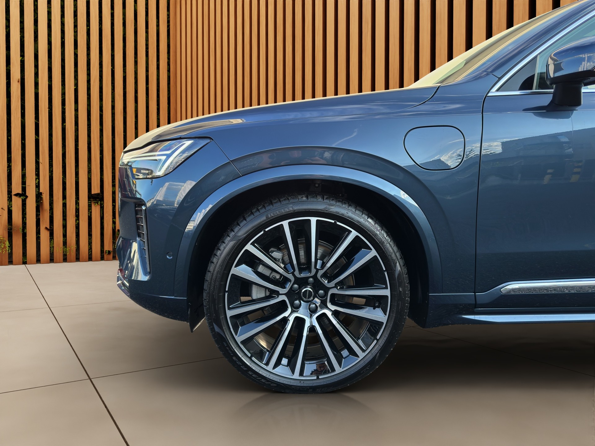 VOLVO XC90 2.0 T8 TE Ultra Bright eAWD-image-7