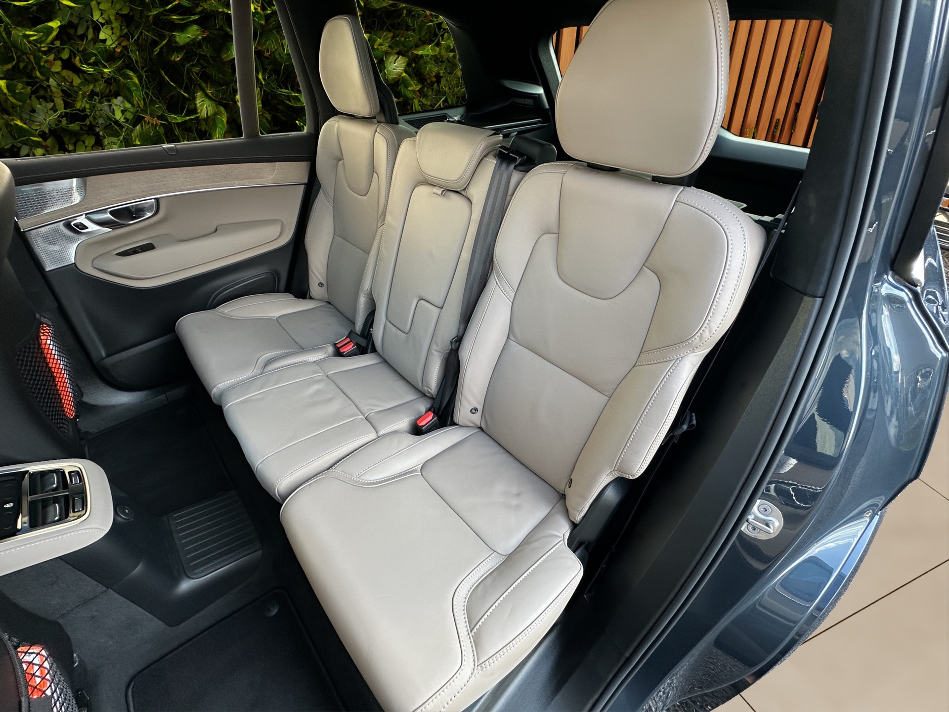 VOLVO XC90 2.0 T8 TE Ultra Bright eAWD-image-13
