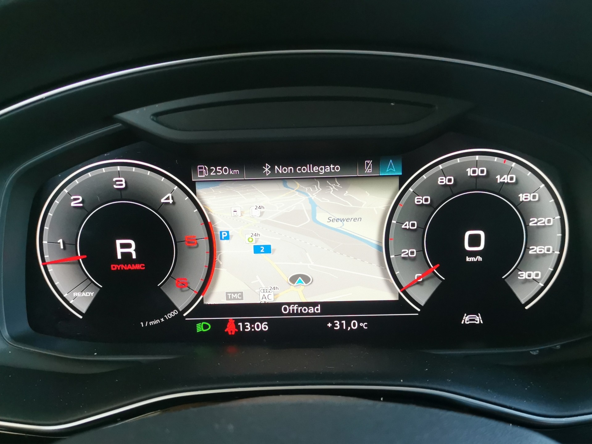 AUDI Q8 45 TDI quattro tiptronic-image-19