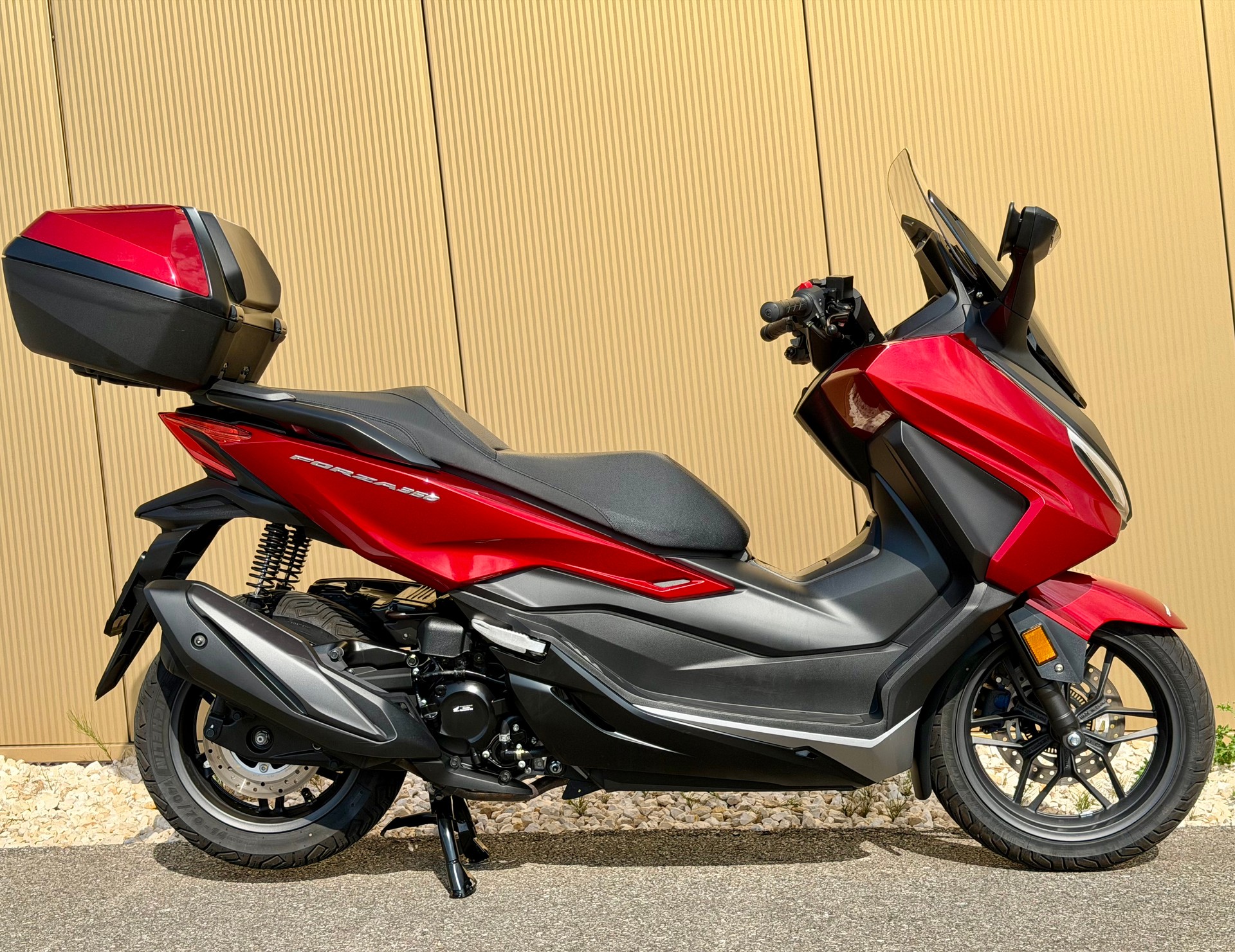HONDA NSS 350 Smart Top Box-showroom-element-3