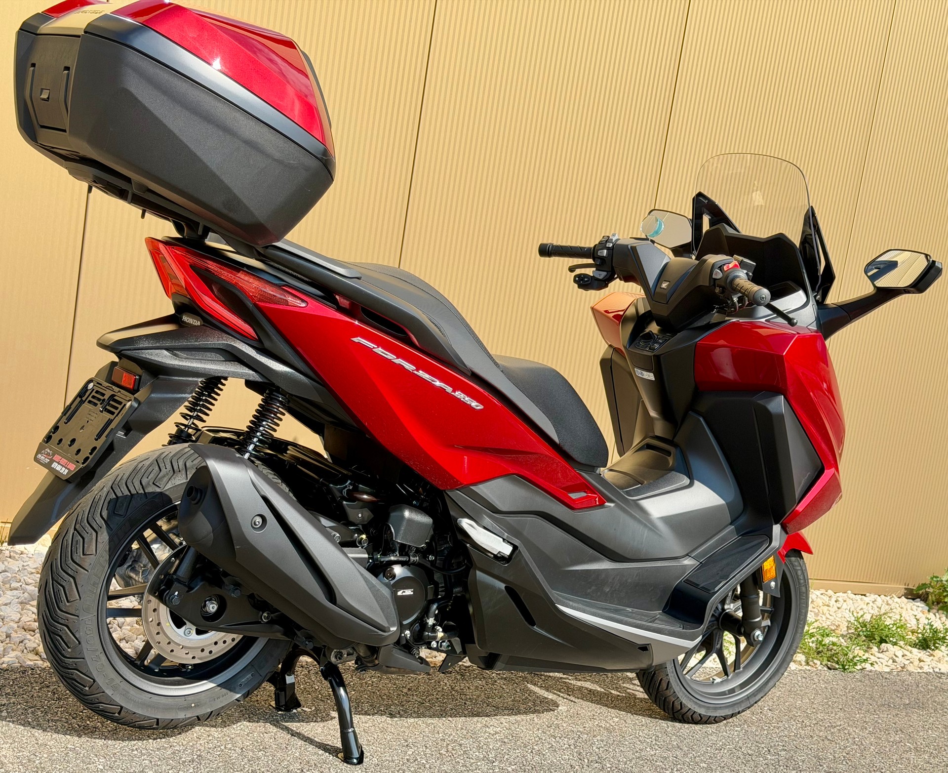 HONDA NSS 350 Smart Top Box-image-4