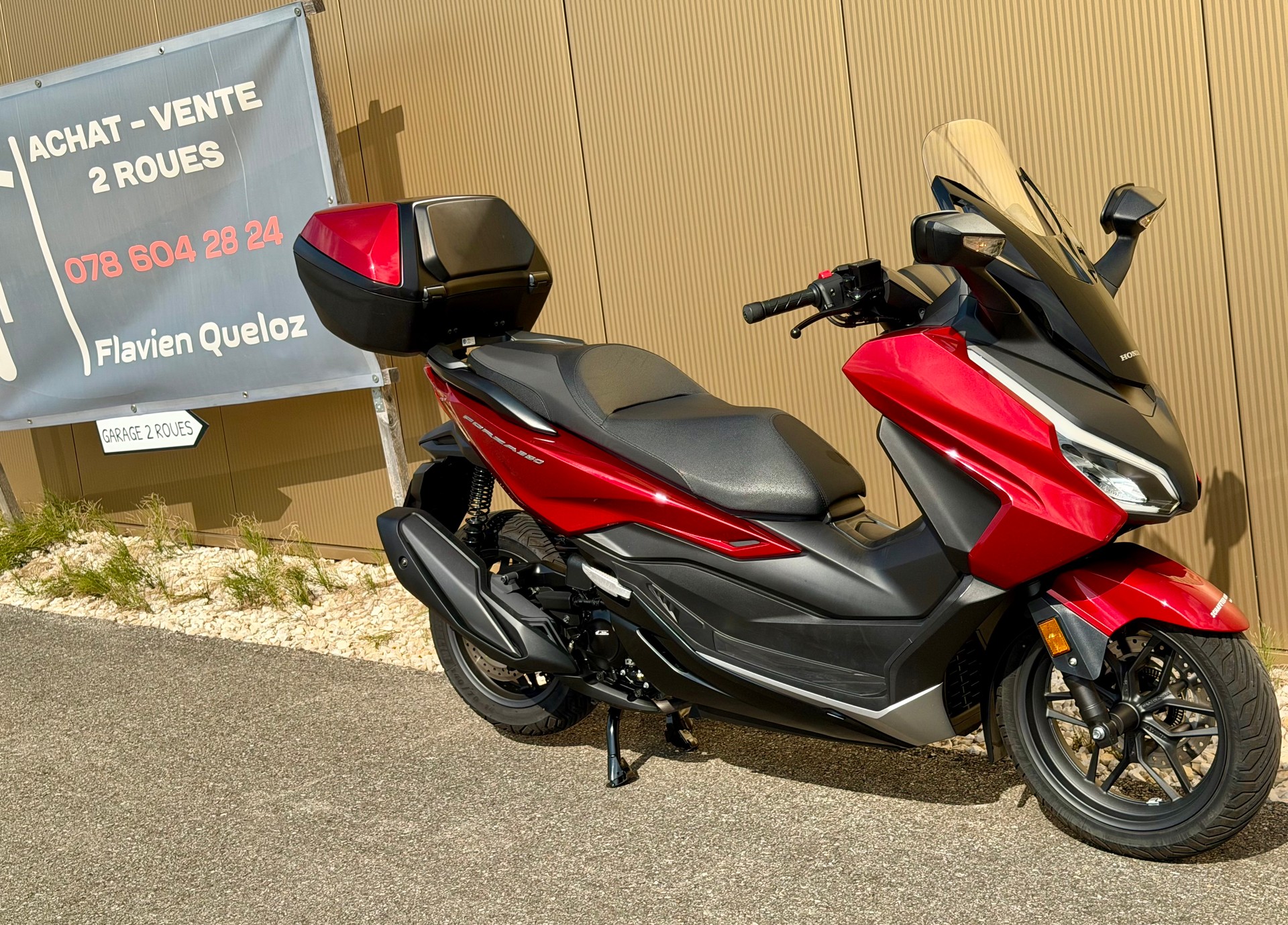 HONDA NSS 350 Smart Top Box-showroom-element-2