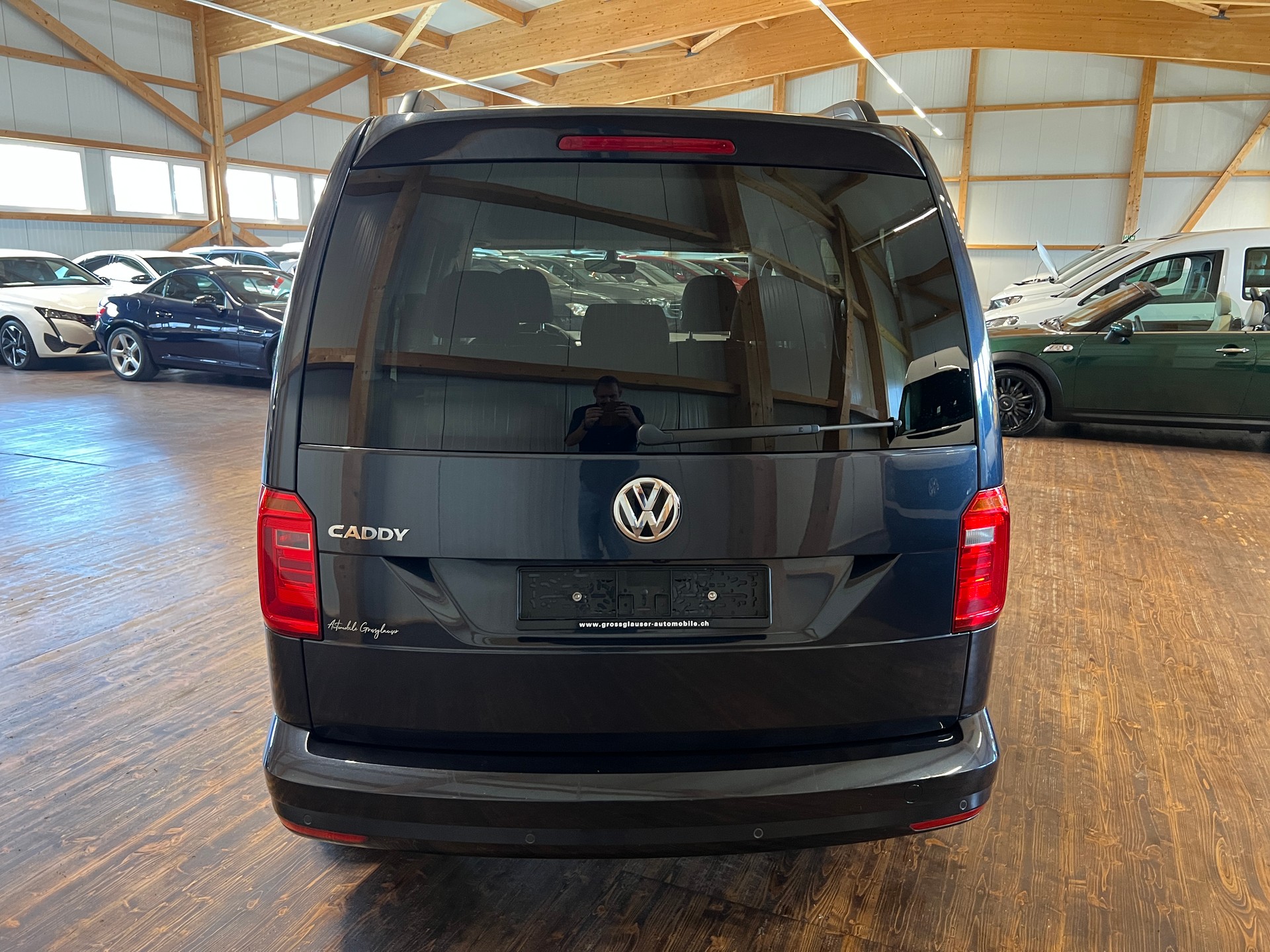 VW Caddy 1.0 TSI Liberty-image-5