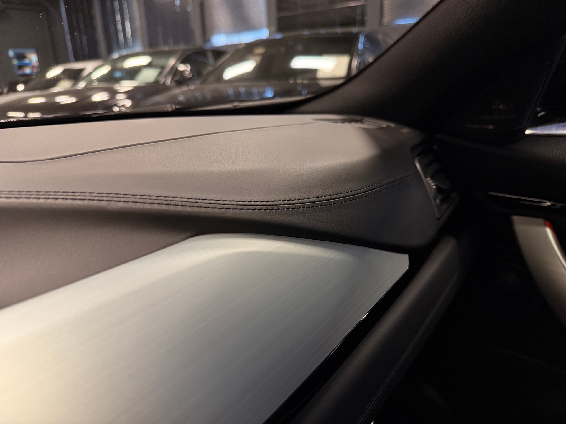 BMW 440i ( B58 ) Coupé xDrive M Performance / ** VOLL / CH Fahrzeug aus 1. CH Hand **-image-19