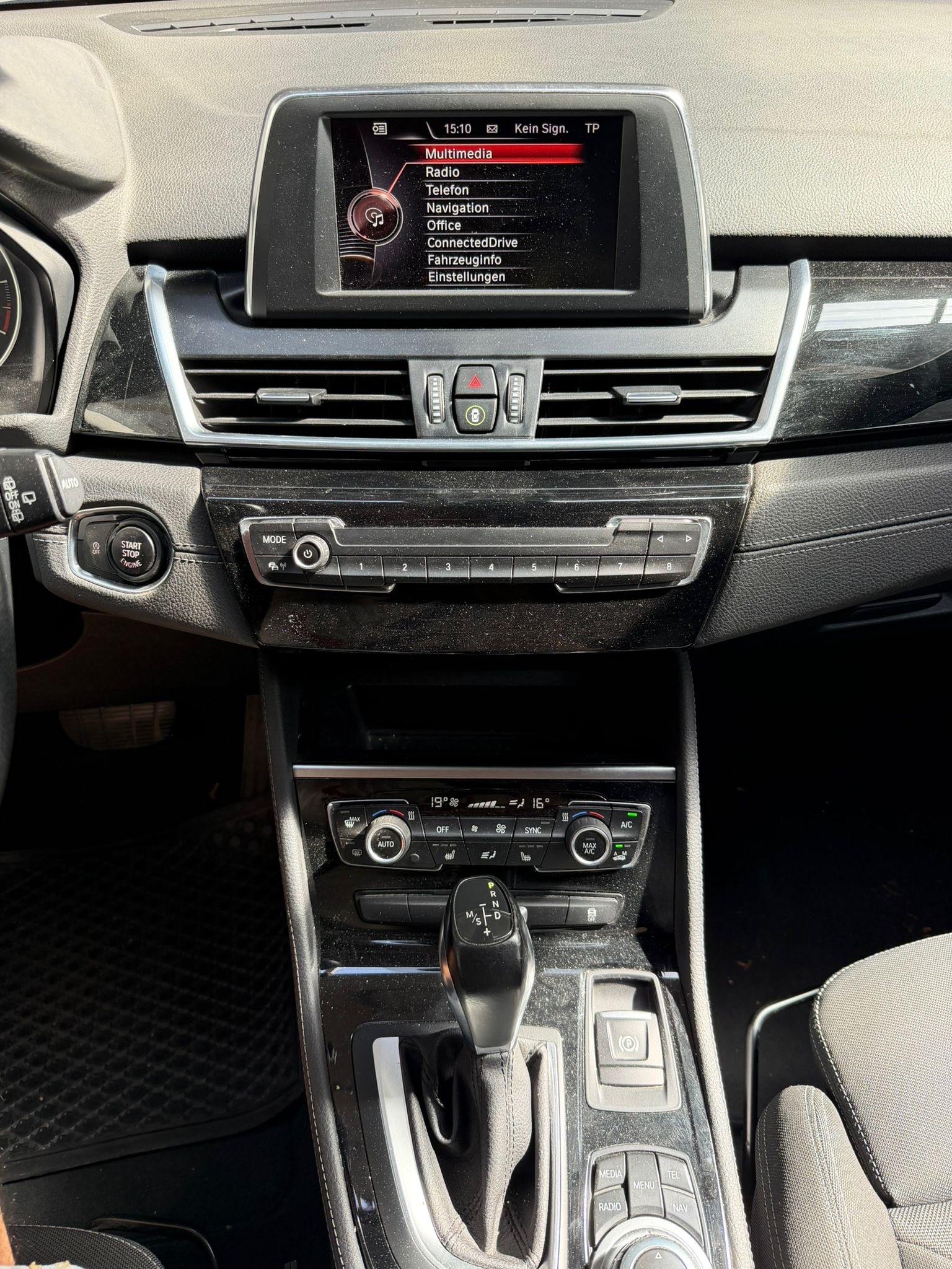 BMW 216d Gran Tourer Sport Line Steptronic-image-10