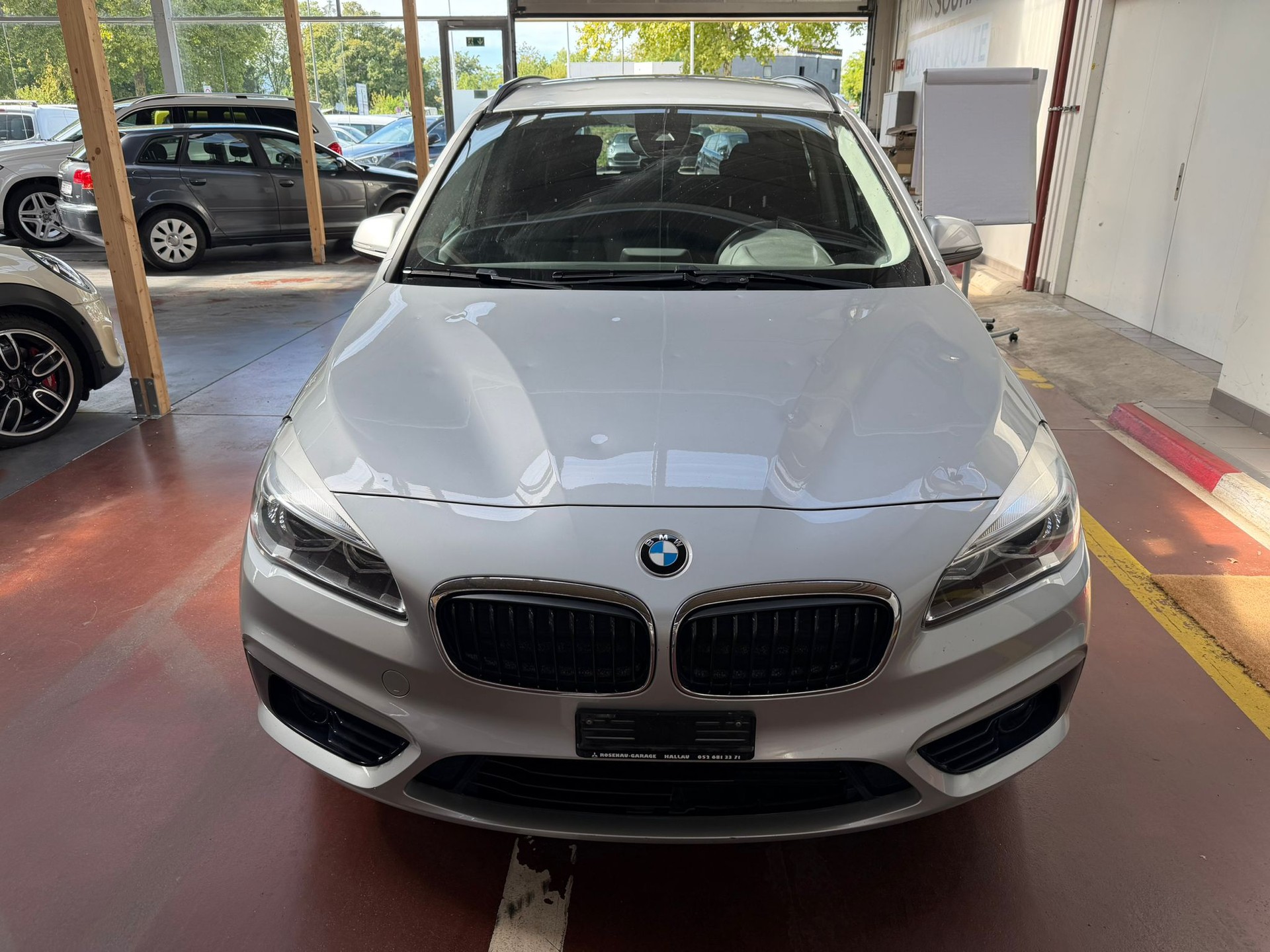 BMW 216d Gran Tourer Sport Line Steptronic-showroom-element-2