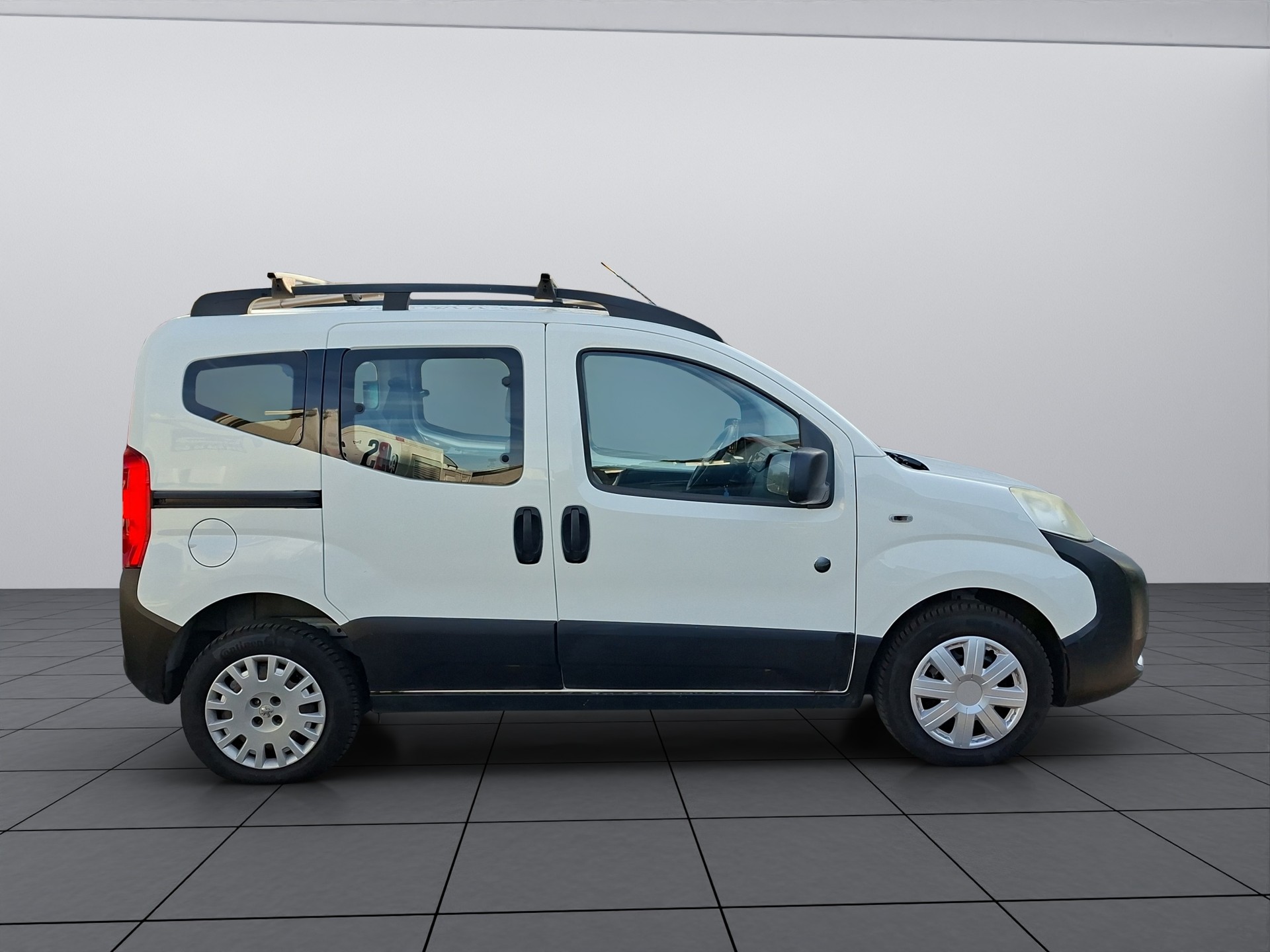PEUGEOT Bipper Tepee 1.3 JTD Outdoor-image-7