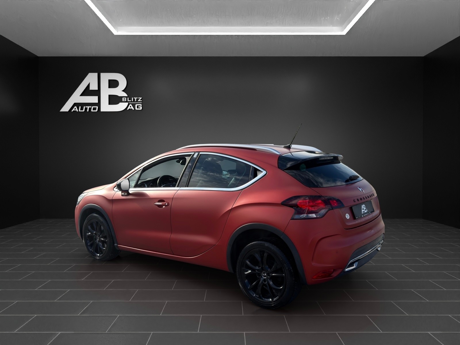 DS AUTOMOBILES DS 4 Crossback 1.6 THP Terre Rouge Automatic mit 165 PS-showroom-element-2