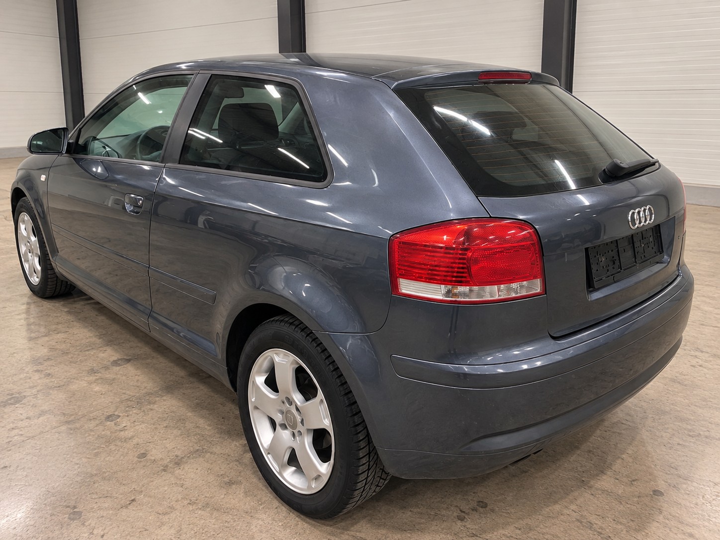 AUDI A3 1.9 TDI Ambition-image-5