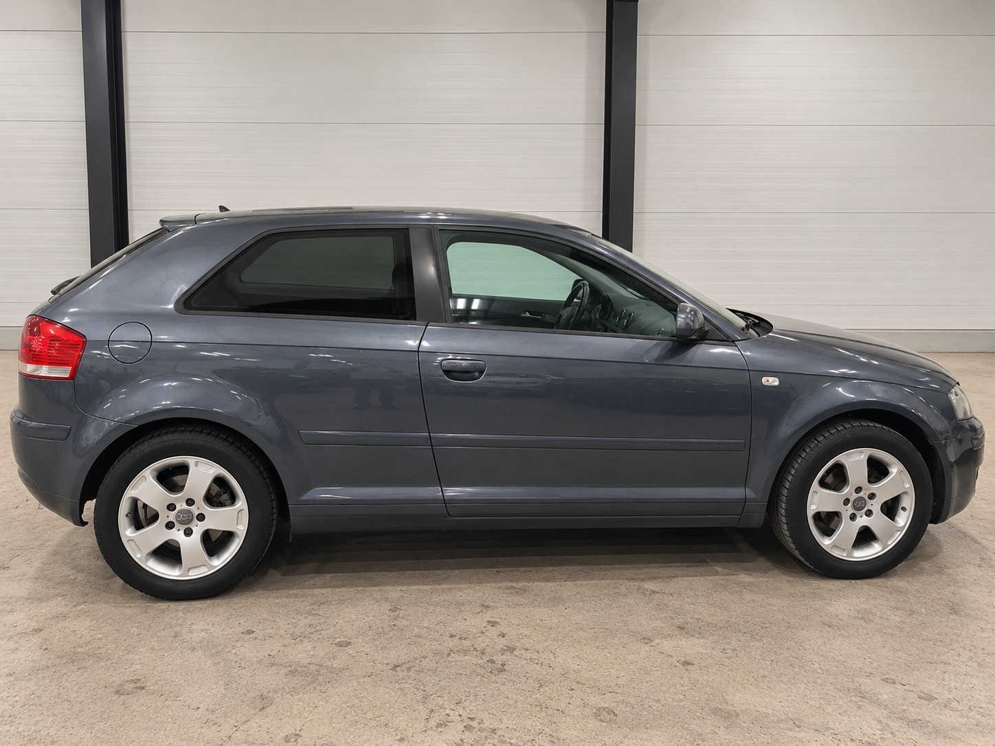 AUDI A3 1.9 TDI Ambition-image-3