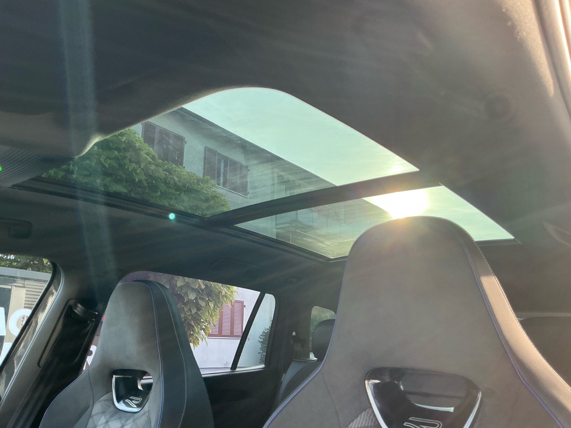 VW Tayron 2.0 TDI 193 PS 4Motion R-Line *** 360° KAMERA & ANHÄNGERKUPPLUNG ***-image-8