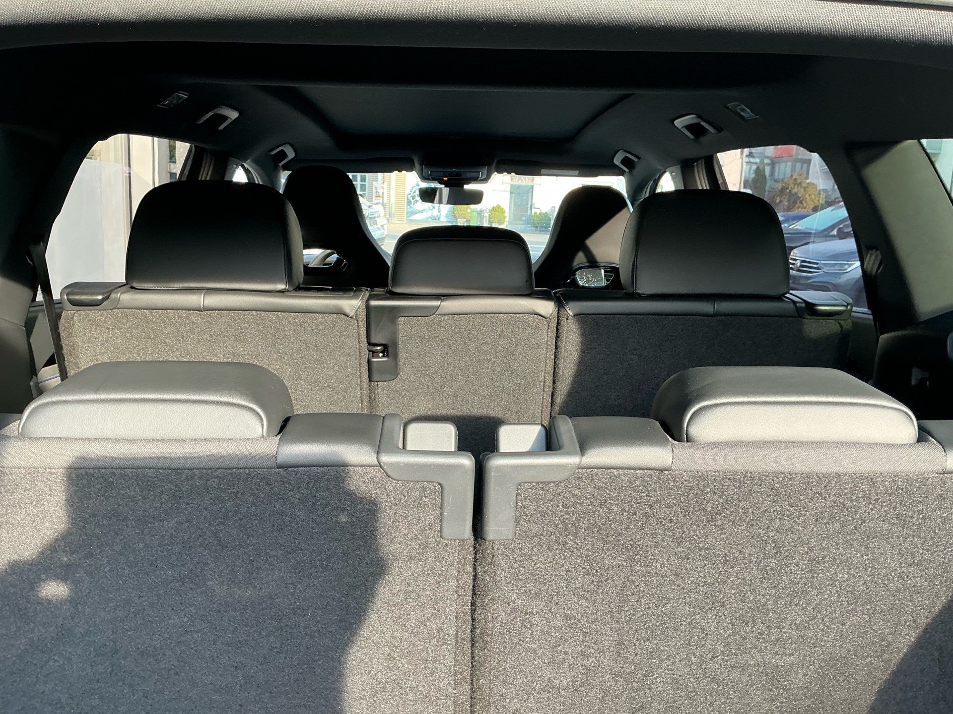 VW Tayron 2.0 TDI 193 PS 4Motion R-Line *** 360° KAMERA & ANHÄNGERKUPPLUNG ***-image-28