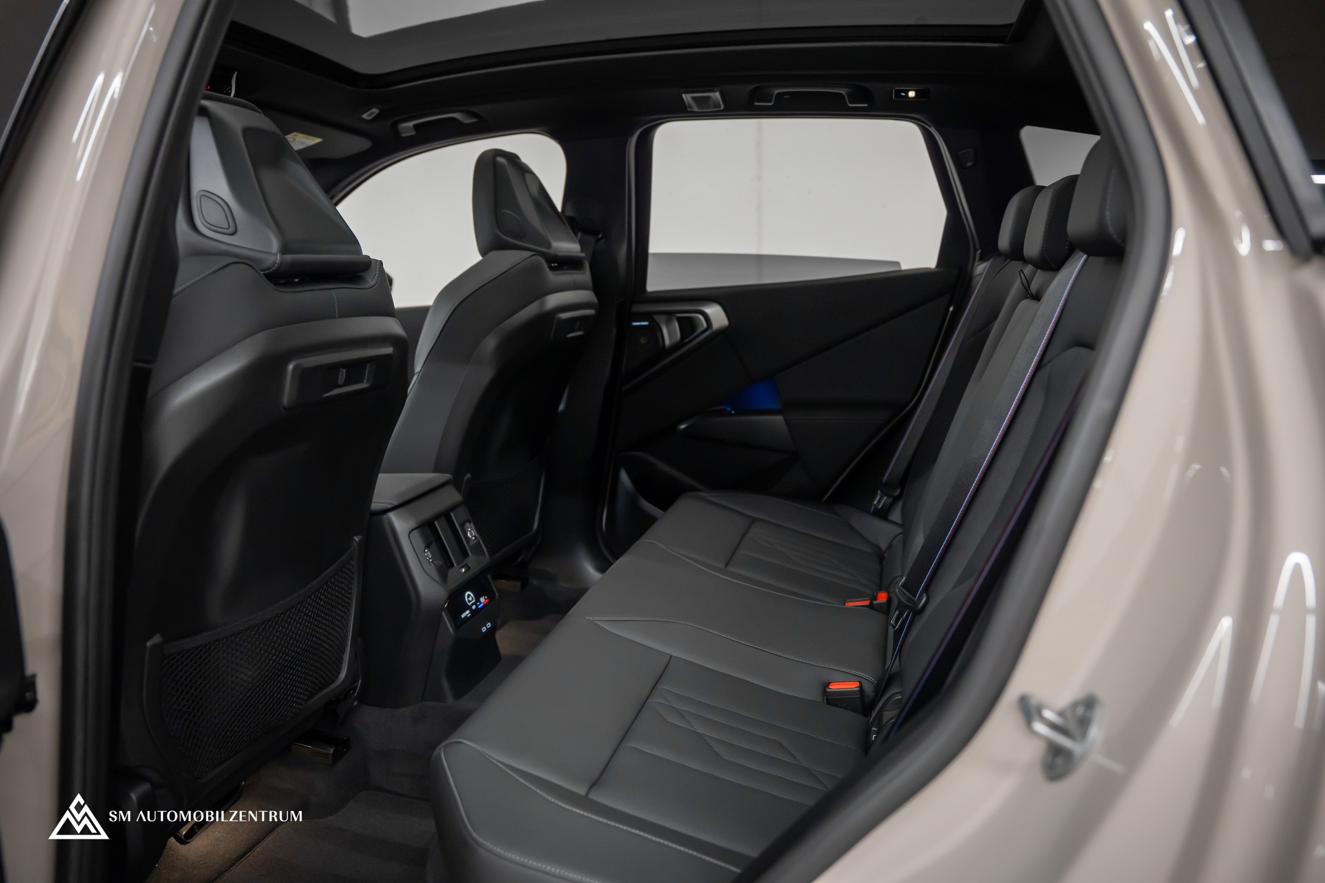 BMW X3 M50i 48V M Sport Pro / Werksgarantie / Panorama / 360° / Head-Up / AHK-image-19