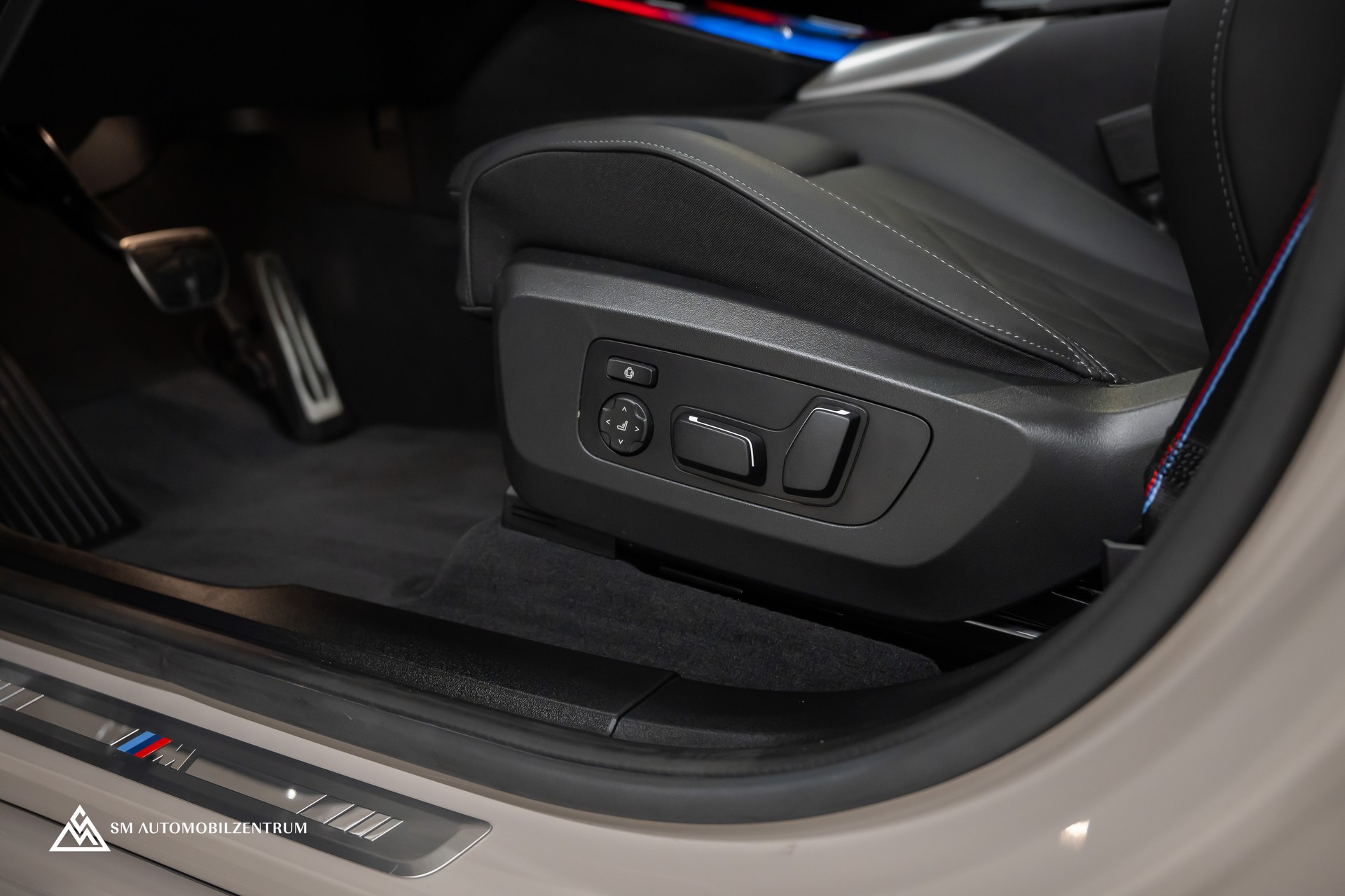 BMW X3 M50i 48V M Sport Pro / Werksgarantie / Panorama / 360° / Head-Up / AHK-image-26