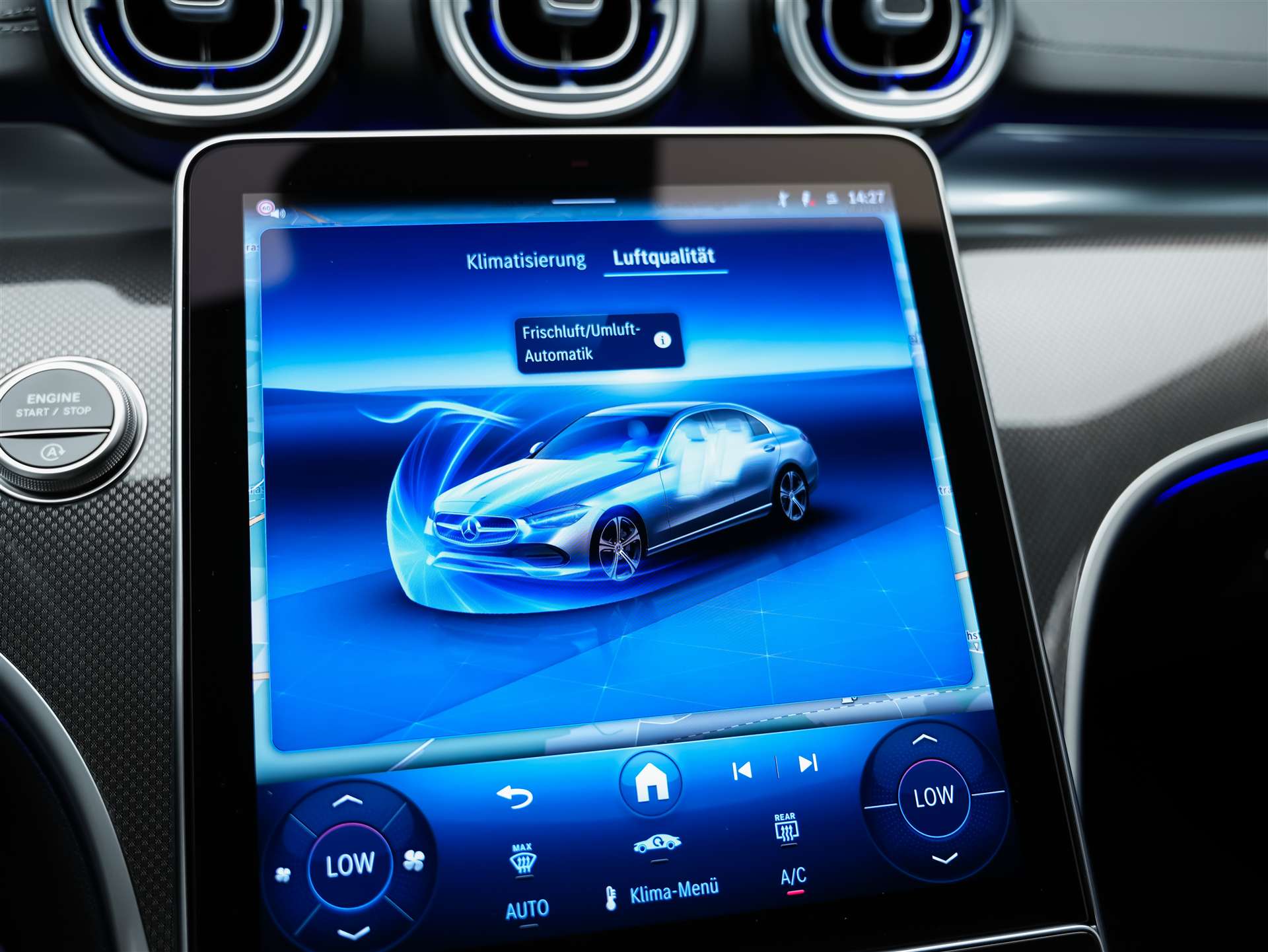 MERCEDES-BENZ C 300 d AMG Line *20" Felgen*Werksgarantie*DIGITAL LIGHT*360° Kamera*-image-30
