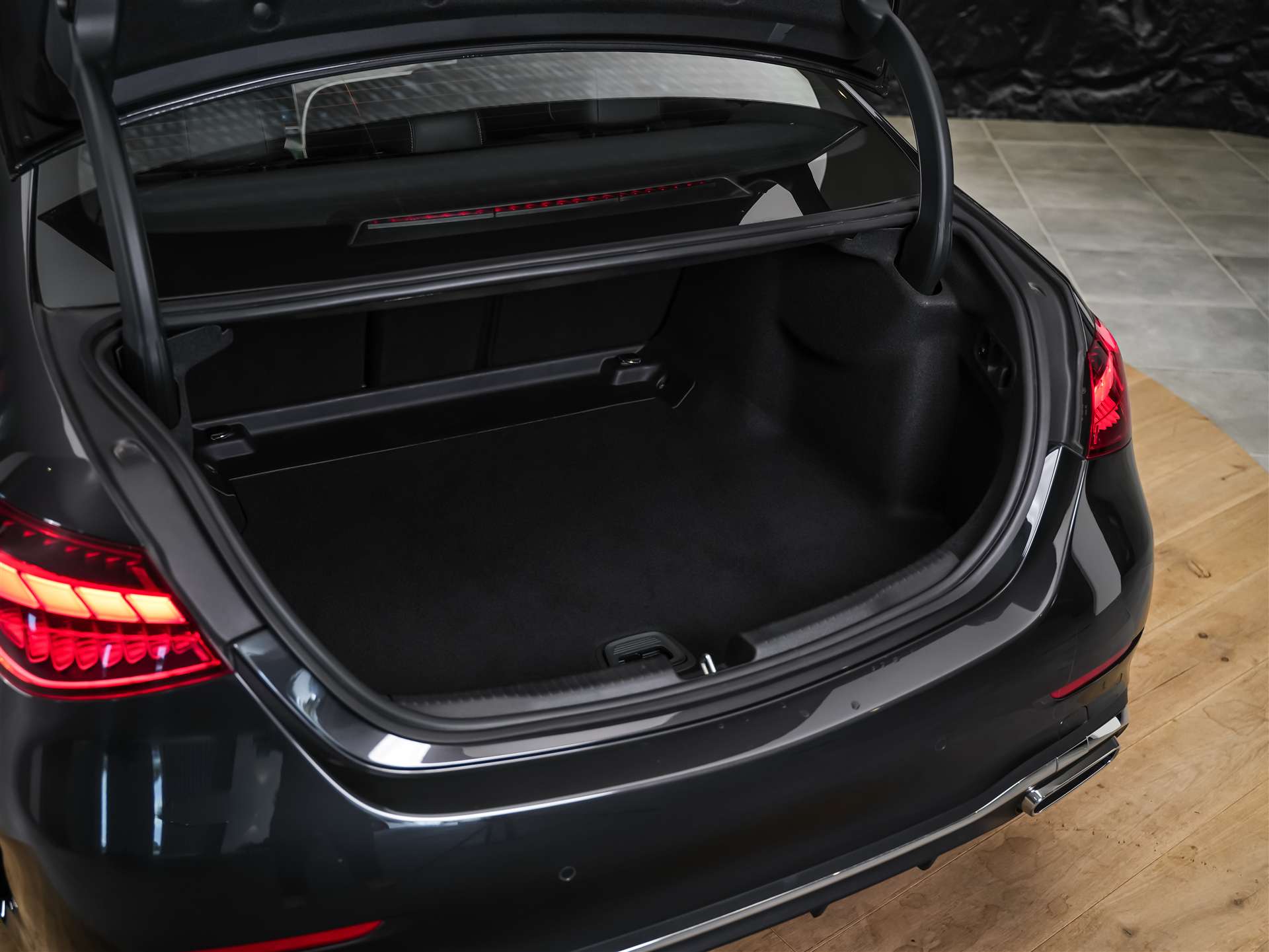 MERCEDES-BENZ C 300 d AMG Line *20" Felgen*Werksgarantie*DIGITAL LIGHT*360° Kamera*-image-43