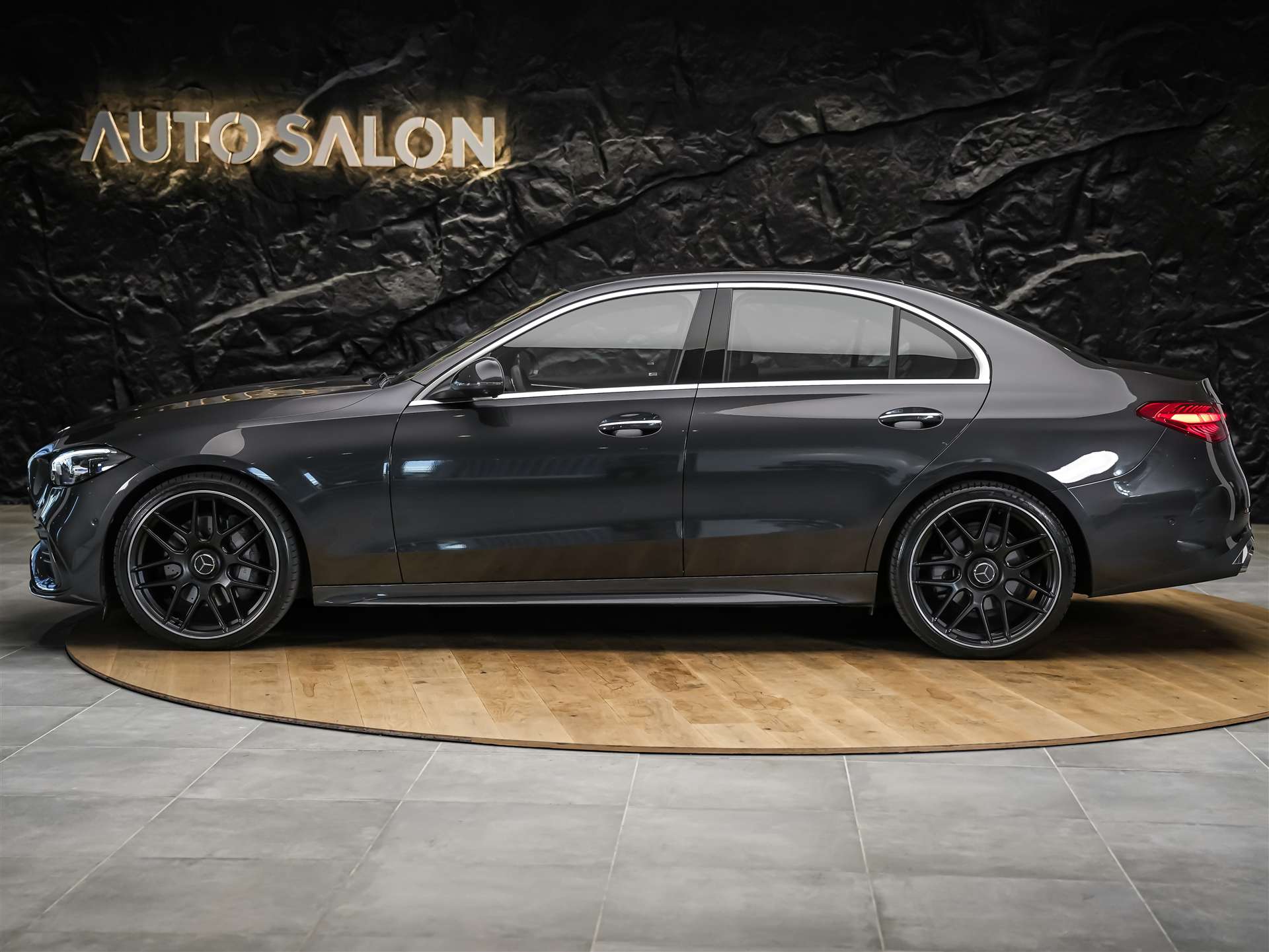 MERCEDES-BENZ C 300 d Limo AMG Premium *20" Felgen*Werksgarantie*DIGITAL LIGHT*360° Kamera*-showroom-element-2