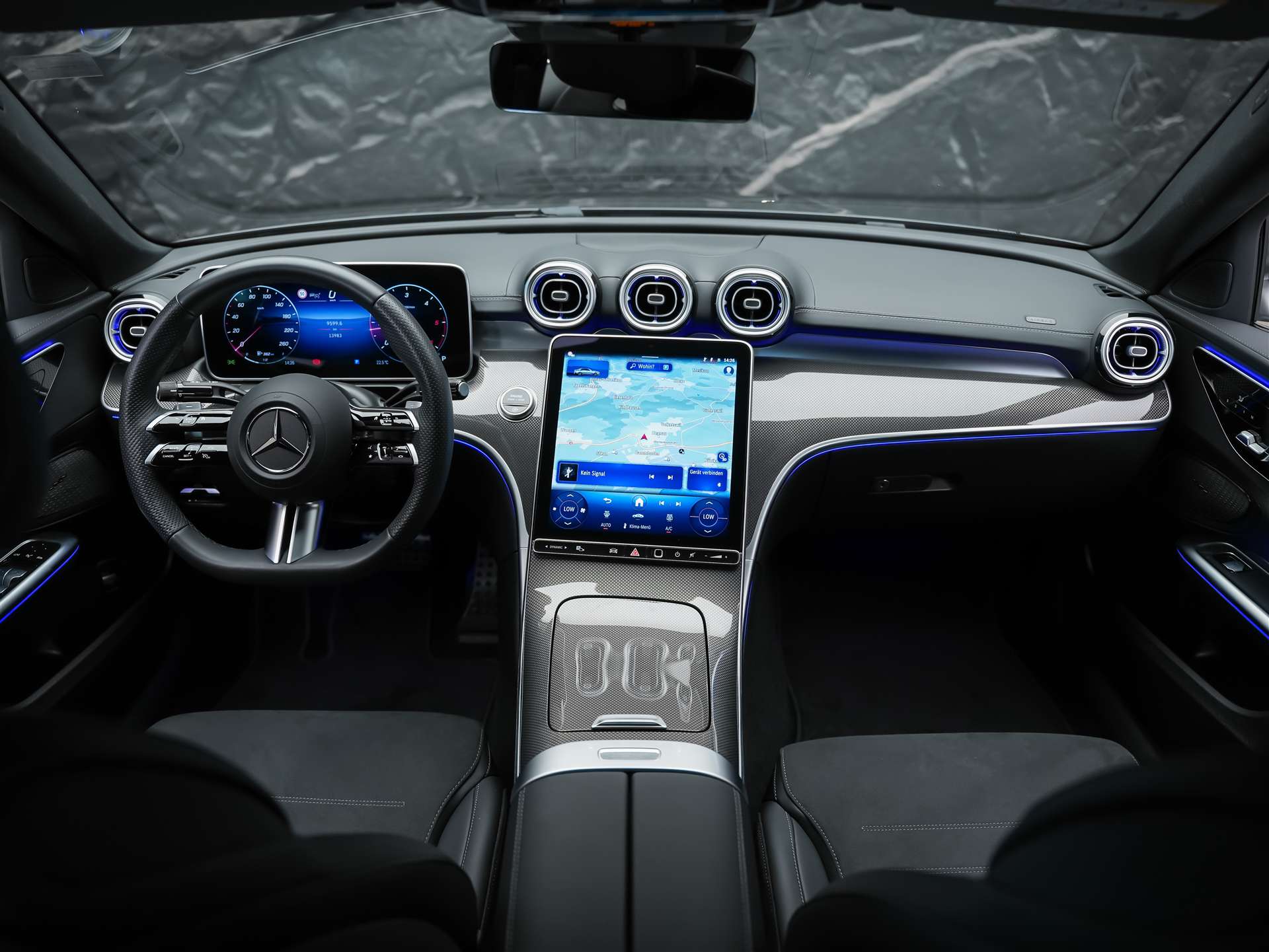 MERCEDES-BENZ C 300 d Limo AMG Premium *20" Felgen*Werksgarantie*DIGITAL LIGHT*360° Kamera*-image-18