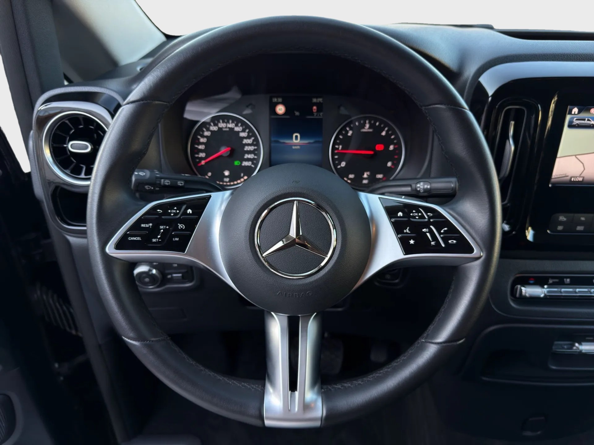 MERCEDES-BENZ Vito 116 CDI Base Tourer 4Matic 9G-Tronic-image-10