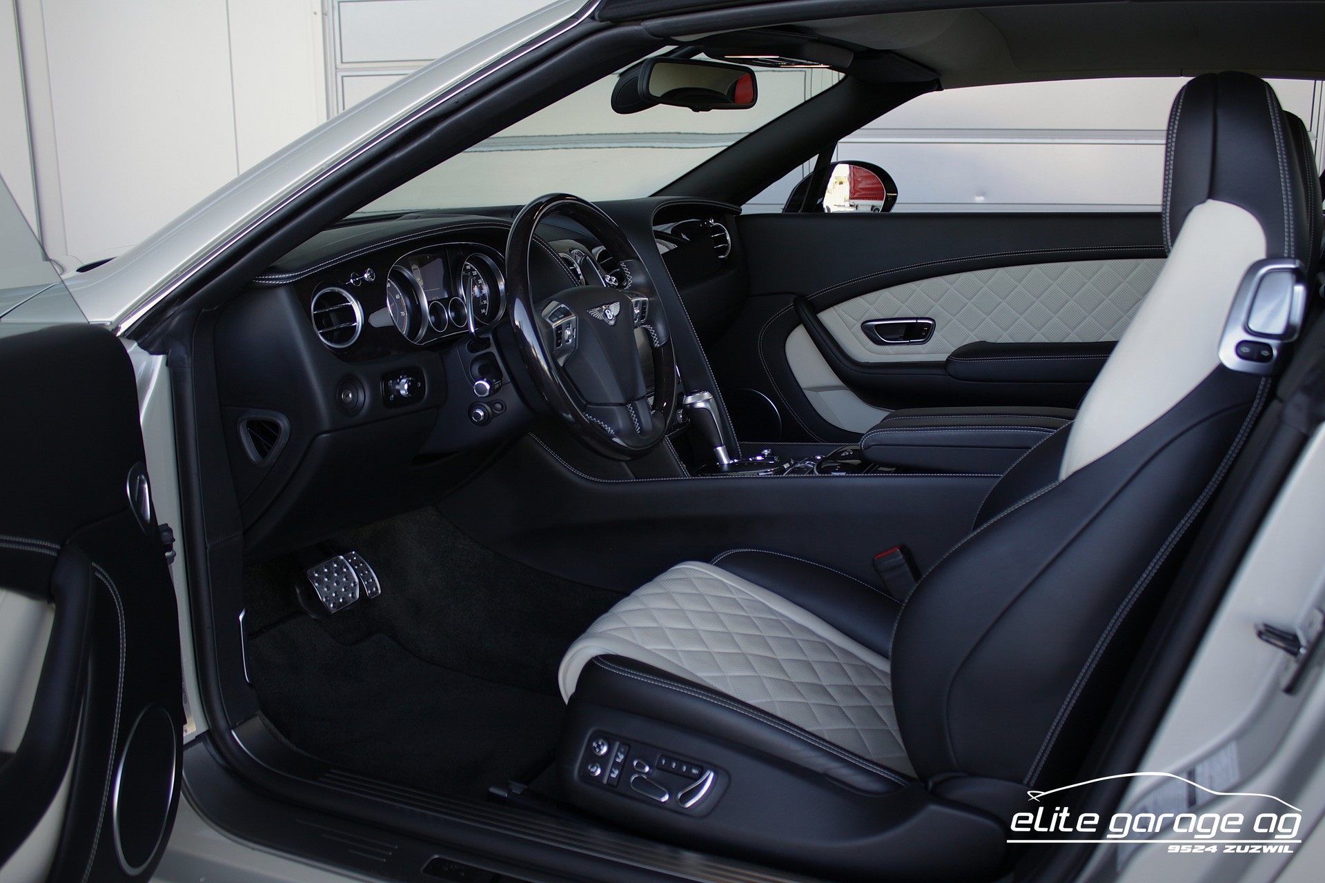 BENTLEY Continental GTC 4.0 V8 S MULLINER-image-13