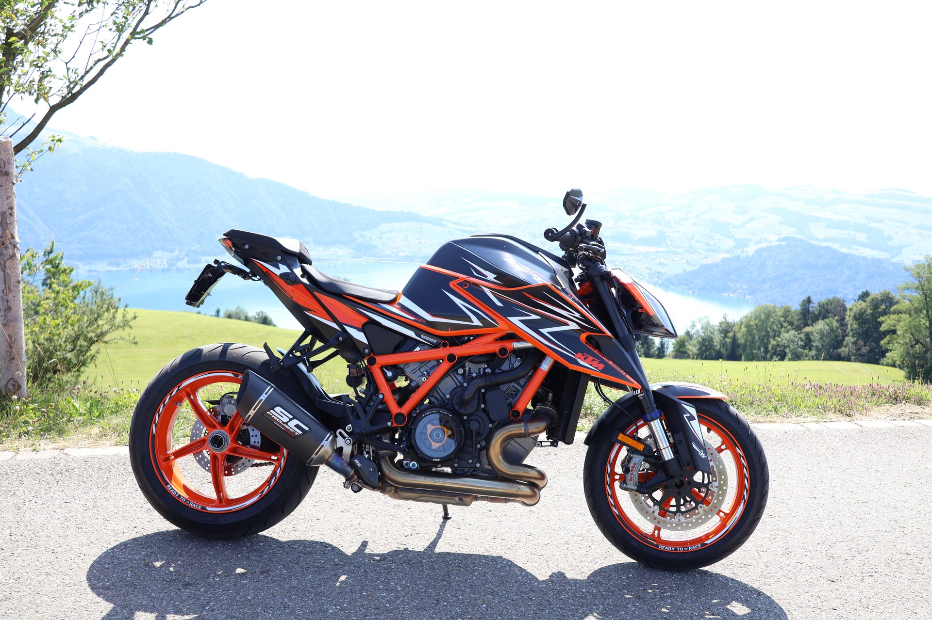 KTM 1290 Super Duke R EVO-image-3