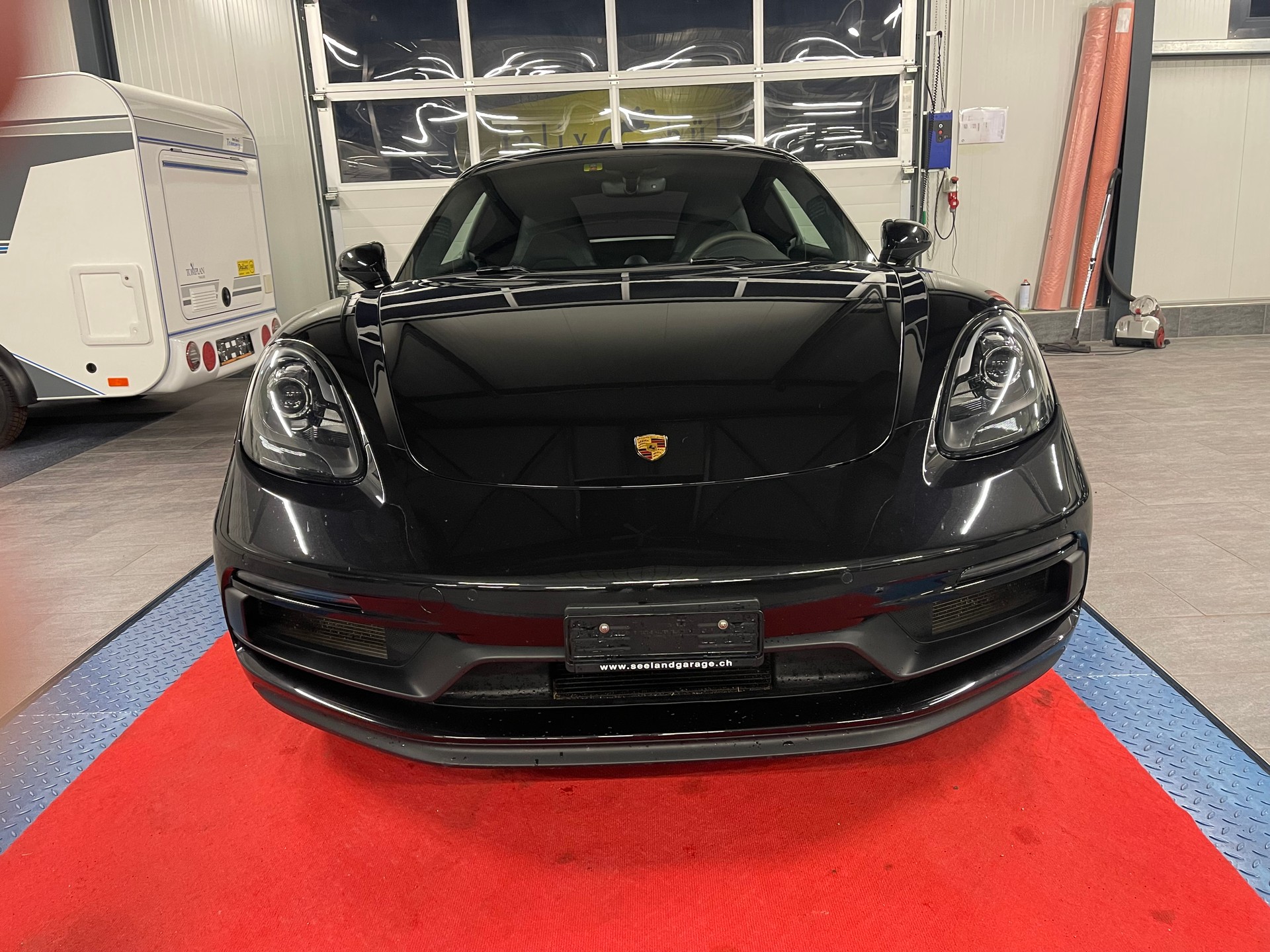 PORSCHE 718 Cayman GTS 2.5 PDK-showroom-element-1