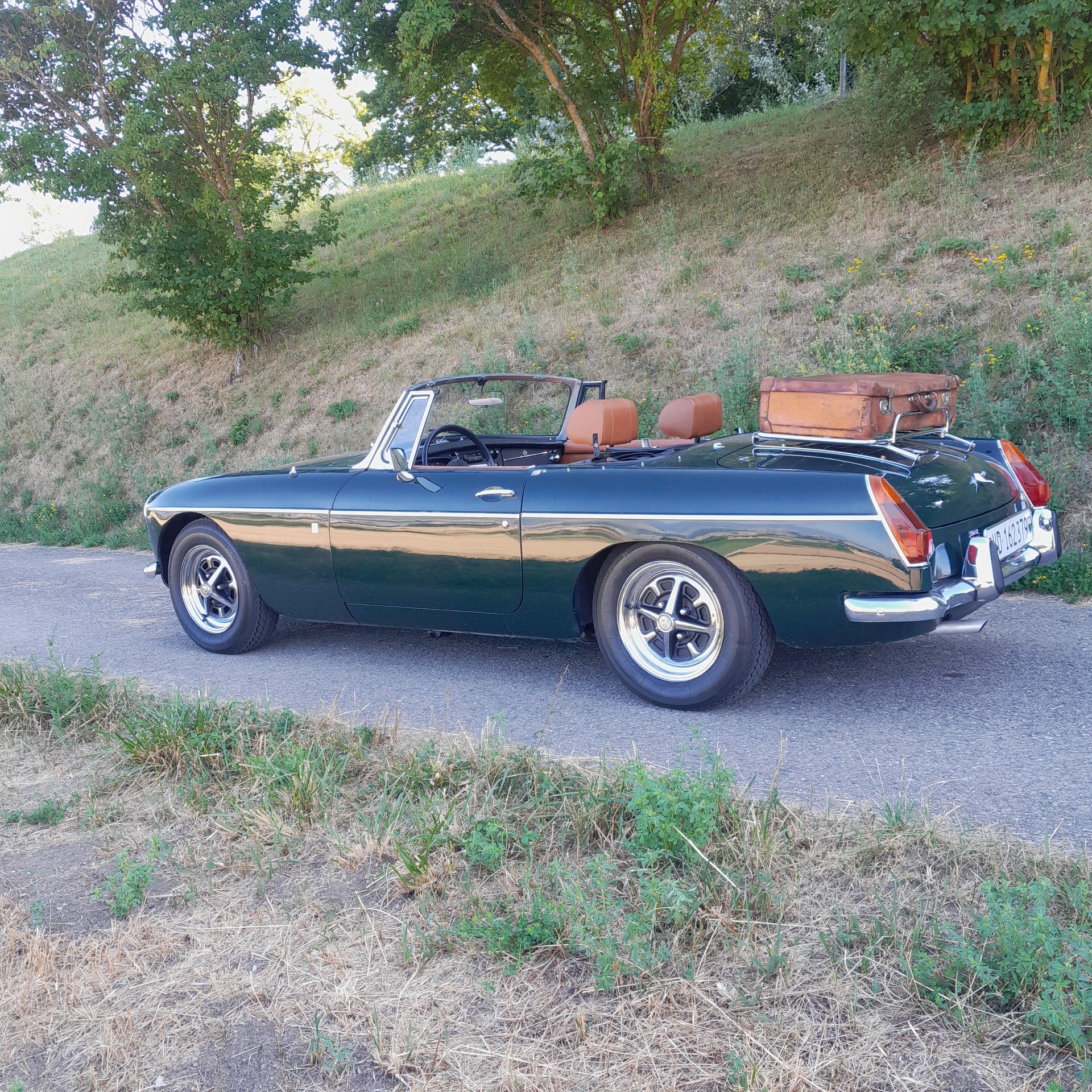 MG MGB-image-4