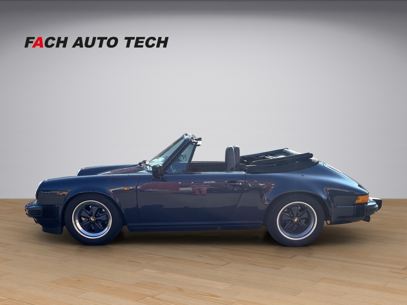 PORSCHE 911 Cabrio G-Modell-showroom-element-2
