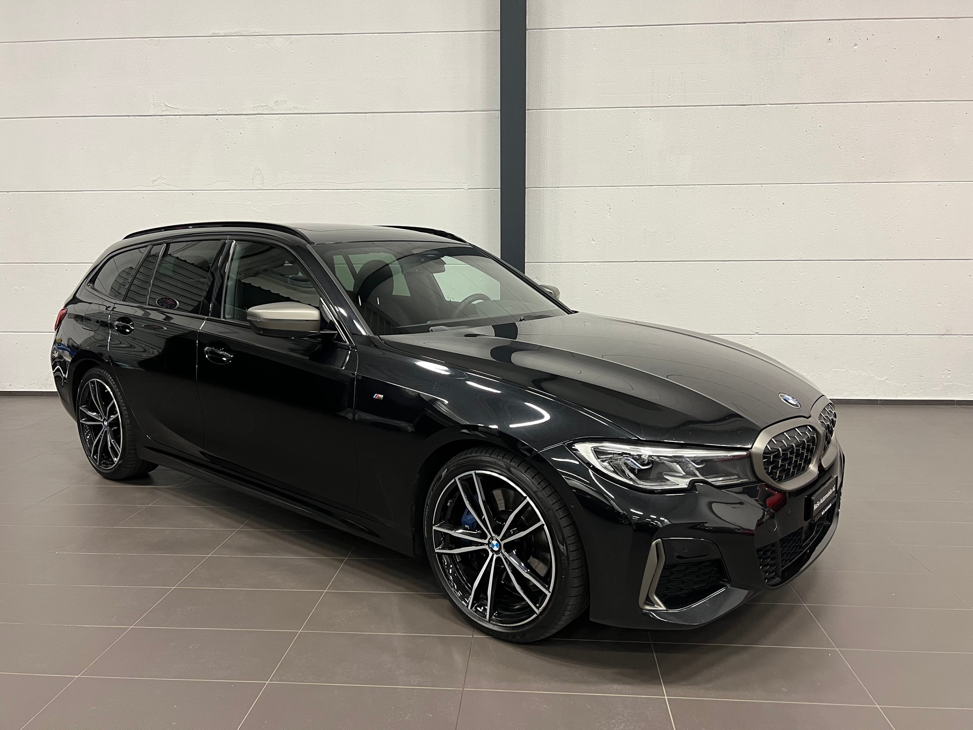 BMW M340d xDrive 48V Touring Steptronic Sport-showroom-element-1