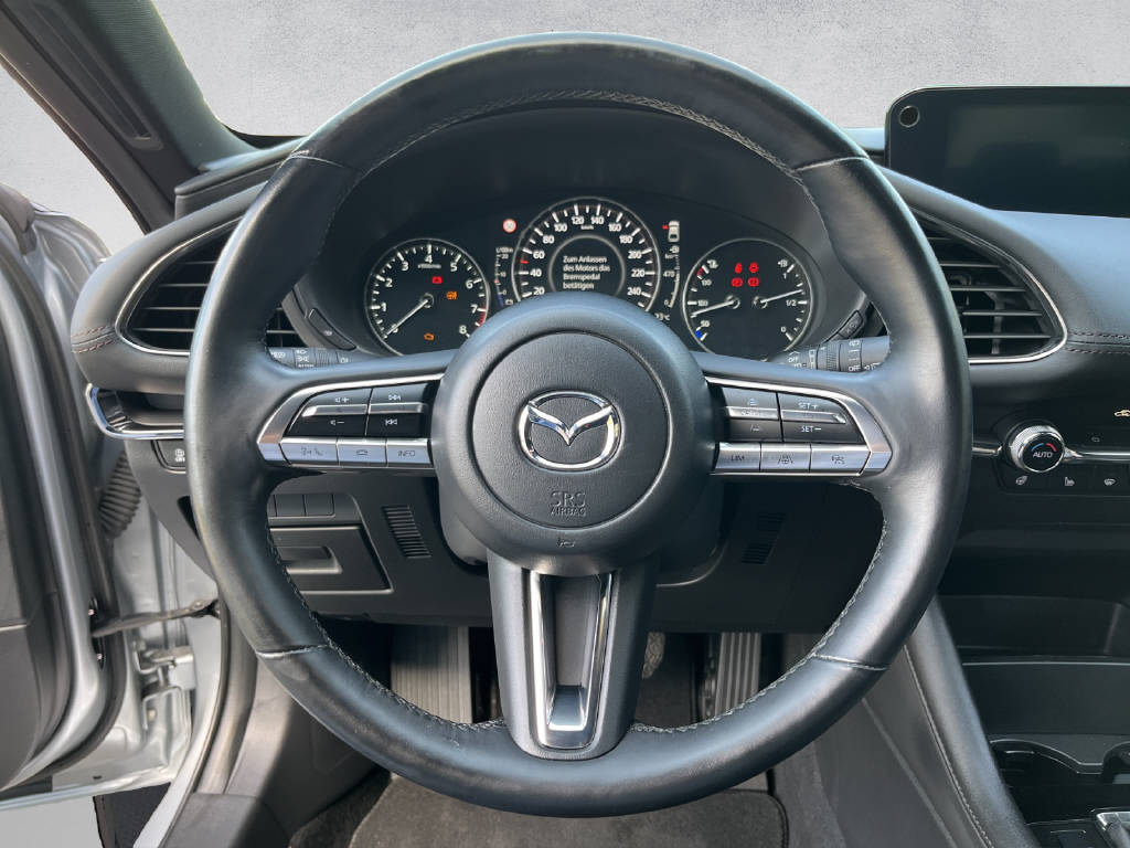 MAZDA 3 Hatchback 2.0 150 Ambition Plus-image-9