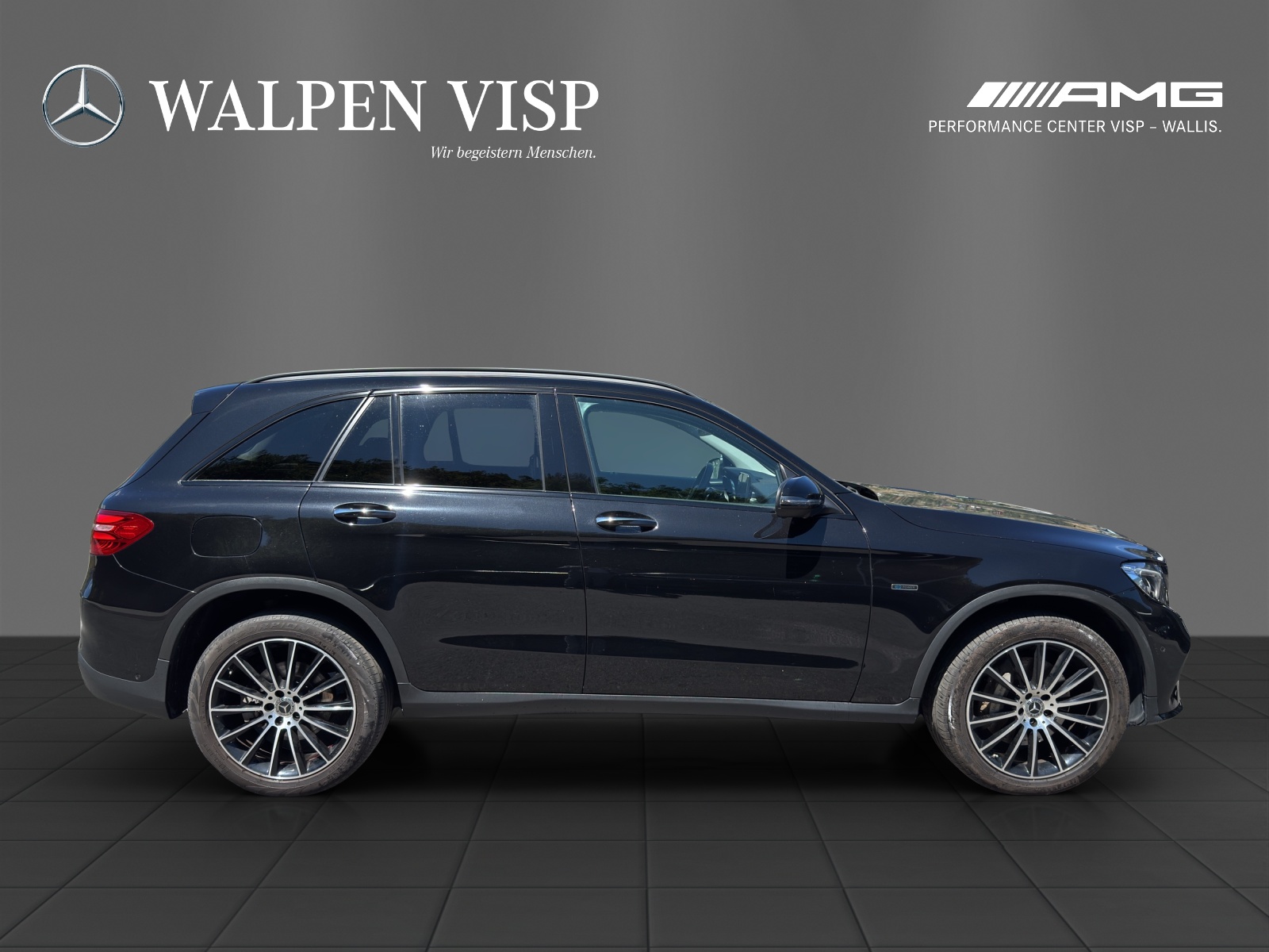 MERCEDES-BENZ GLC 350 e AMG Line 4Matic-image-6