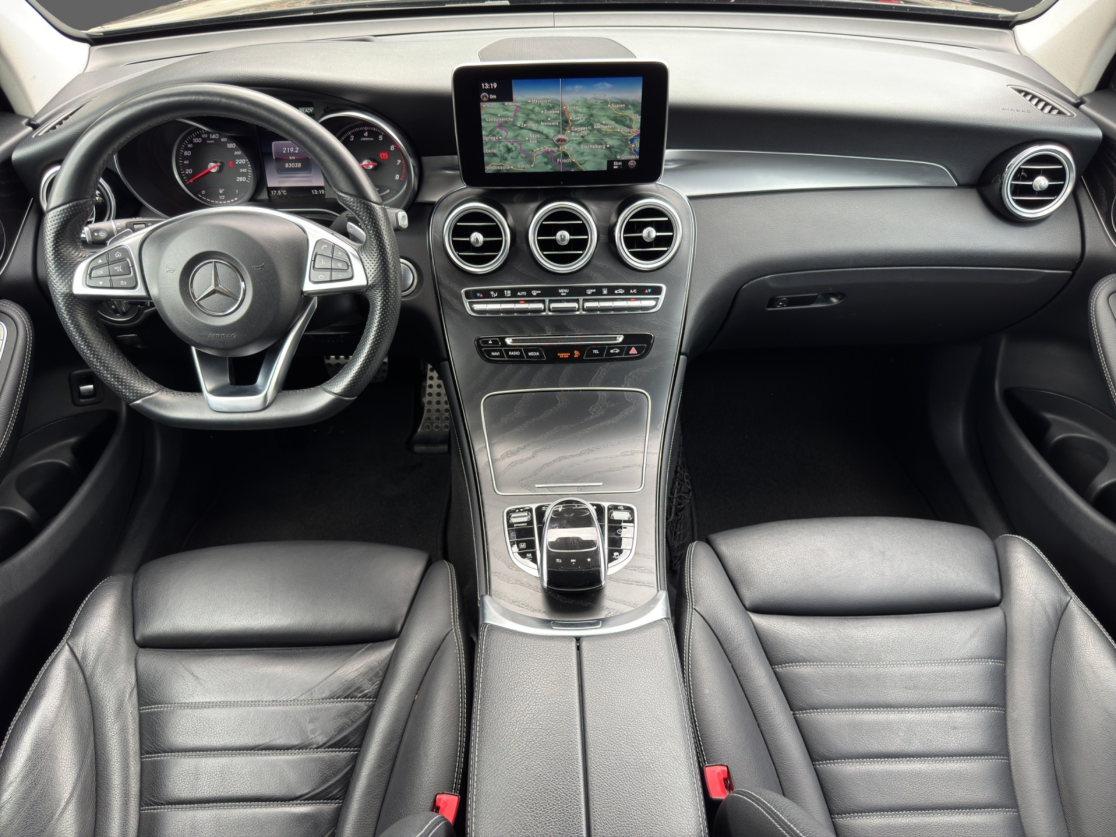 MERCEDES-BENZ GLC 350 e AMG Line 4Matic-image-15