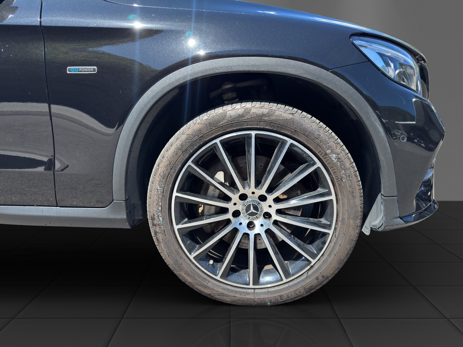 MERCEDES-BENZ GLC 350 e AMG Line 4Matic-image-10