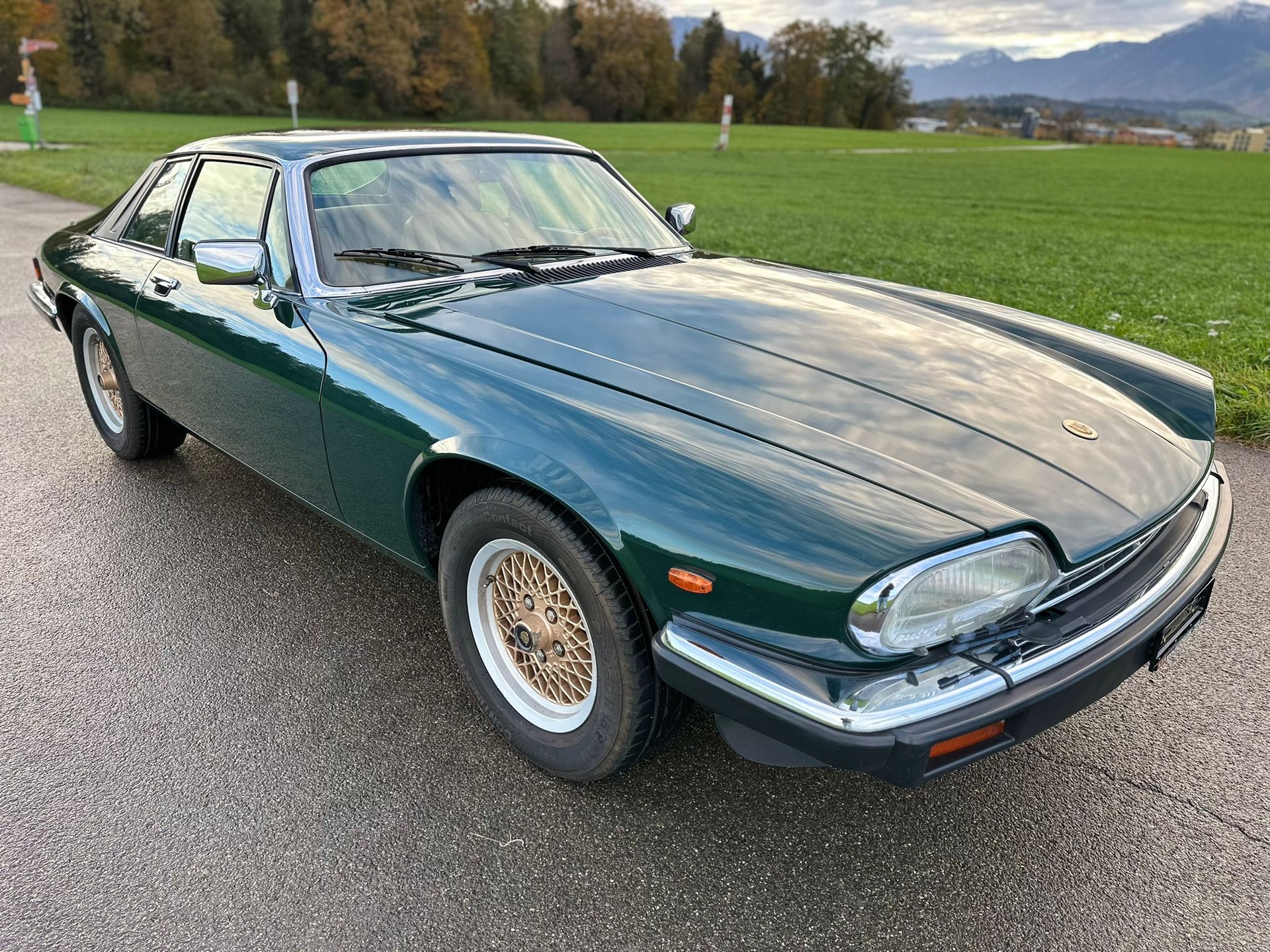 JAGUAR XJS 5.3 V12 ABS-showroom-element-3